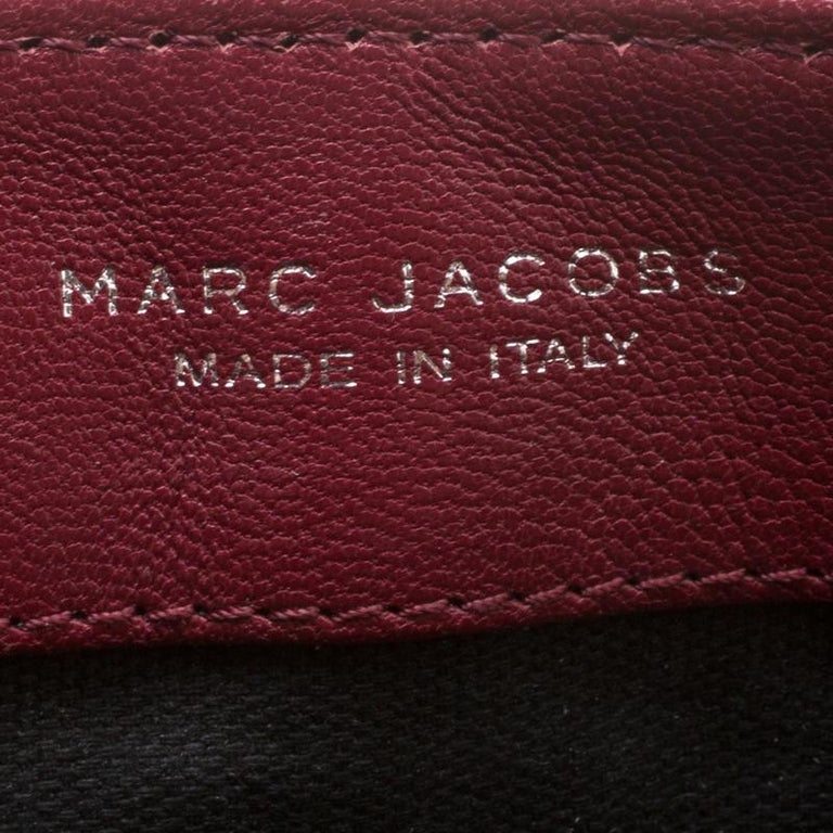 Marc Jacobs Maroon Quilted Leather Baroque Shoulder Bag For Sale at 1stDibs