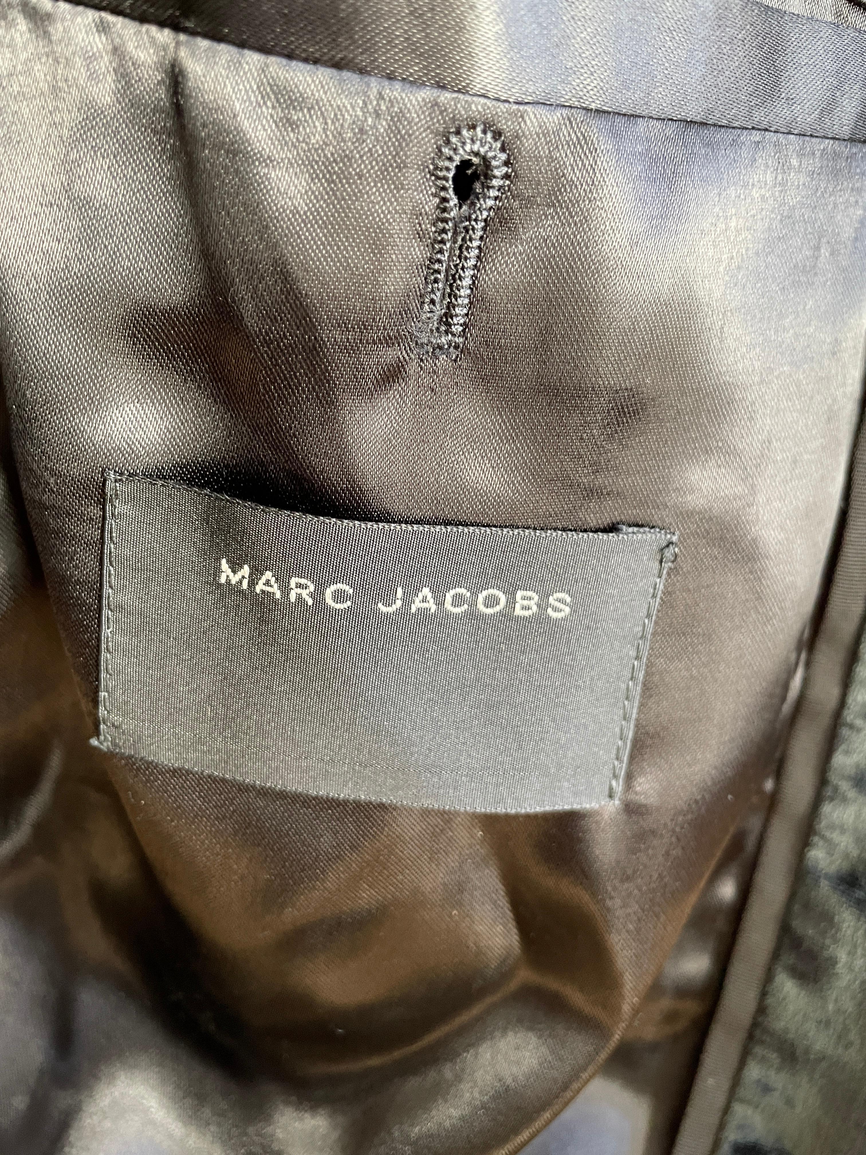 Marc Jacobs Men's Tiger Sequin Evening Jacket with Velvet Shawl Collar For Sale 2