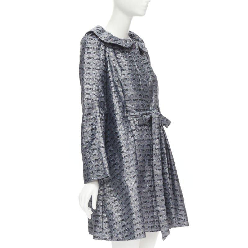 MARC JACOBS metallic blue floral jacquard belted front flared opera coat XS In Excellent Condition For Sale In Hong Kong, NT