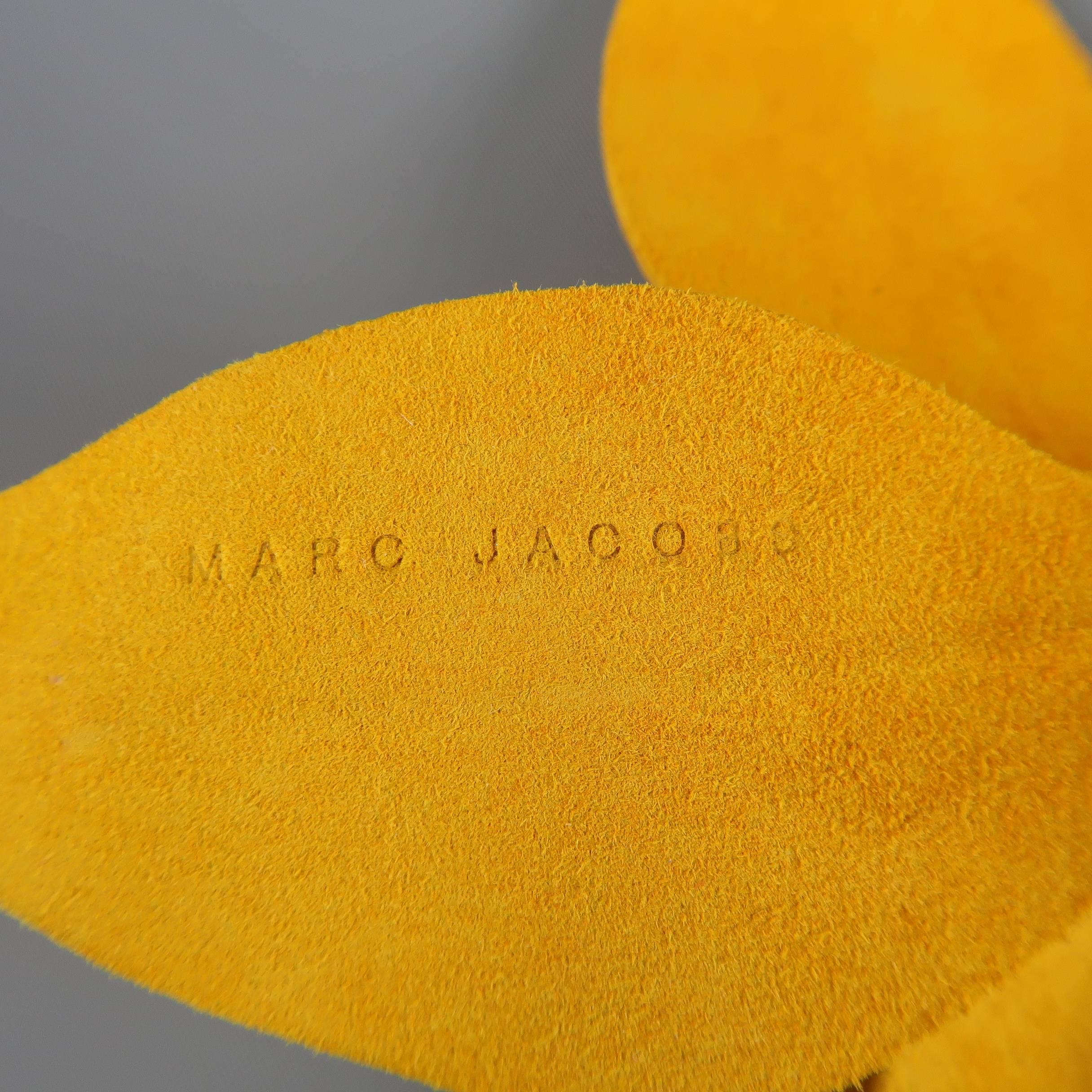 MARC JACOBS Metallic Gold Leather Lilies Pin 2