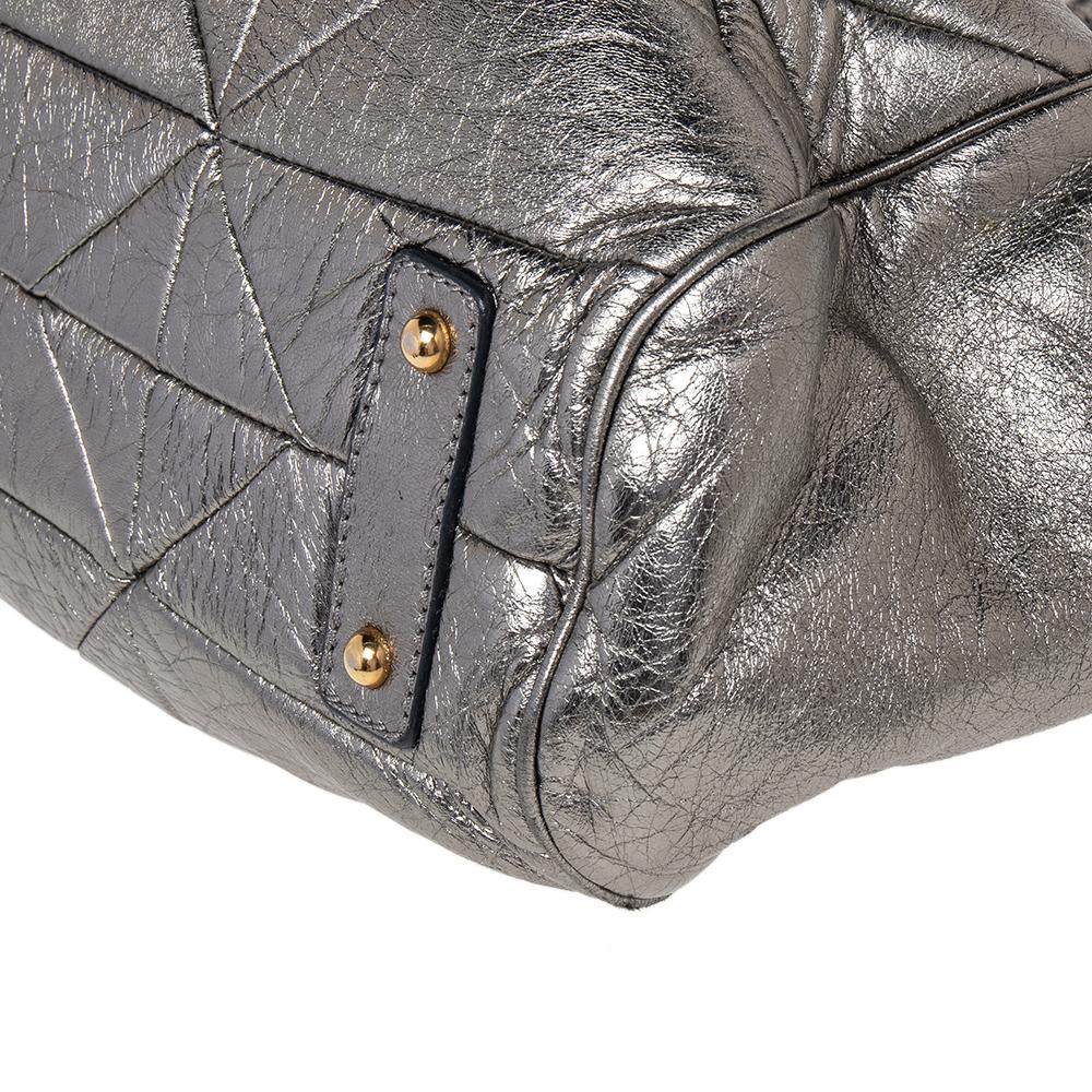 Marc Jacobs Metallic Grey Quilted Leather Stam Satchel In Good Condition In Dubai, Al Qouz 2