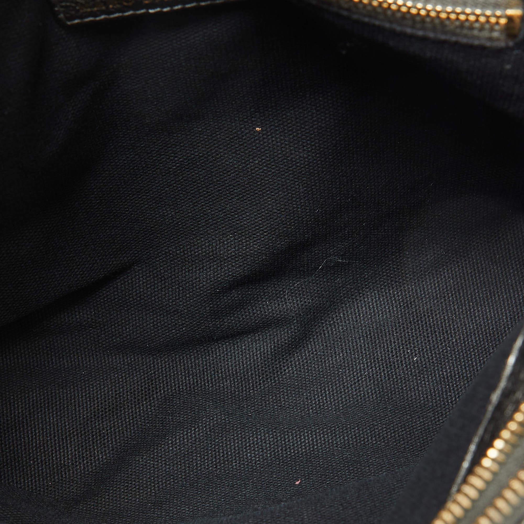 Marc Jacobs Bolso de hombro con solapa de piel acolchada metalizada en venta 3