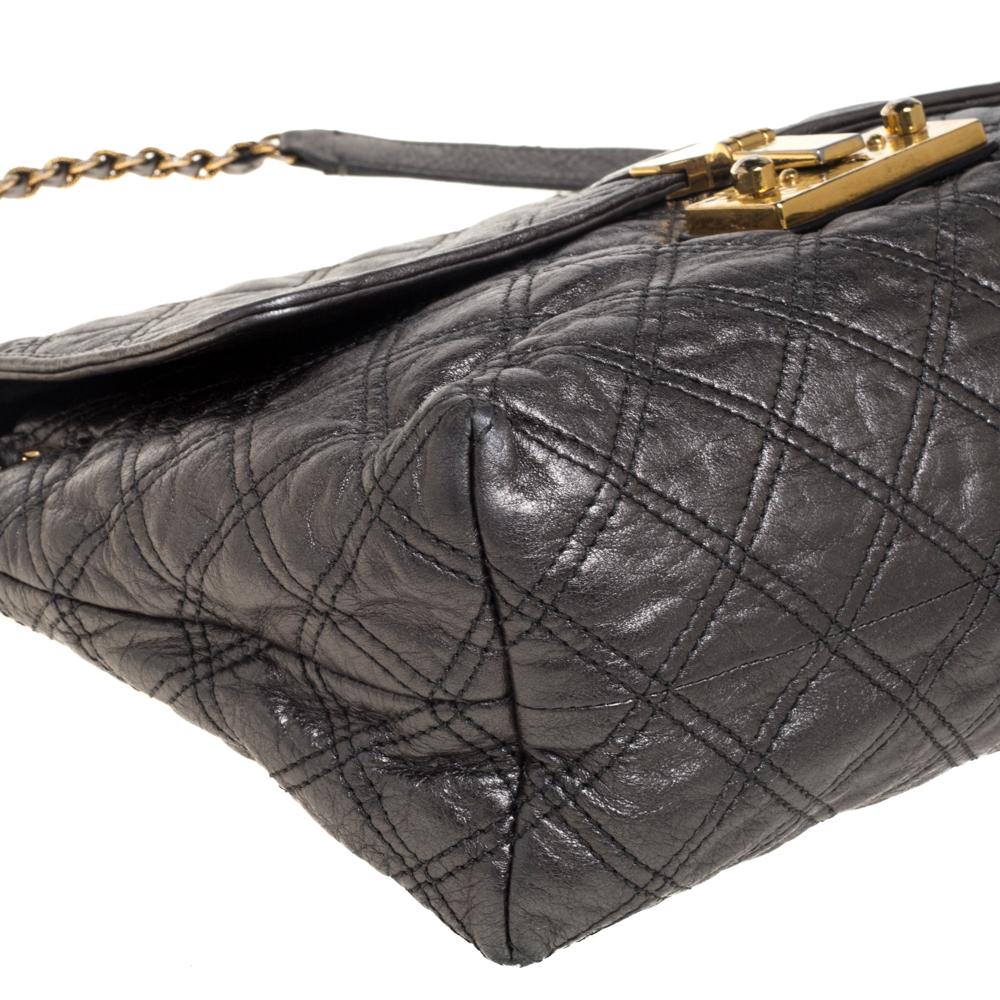 Marc Jacobs Metallic Silver Quilted Leather Large Baroque Single Shoulder Bag In Good Condition In Dubai, Al Qouz 2