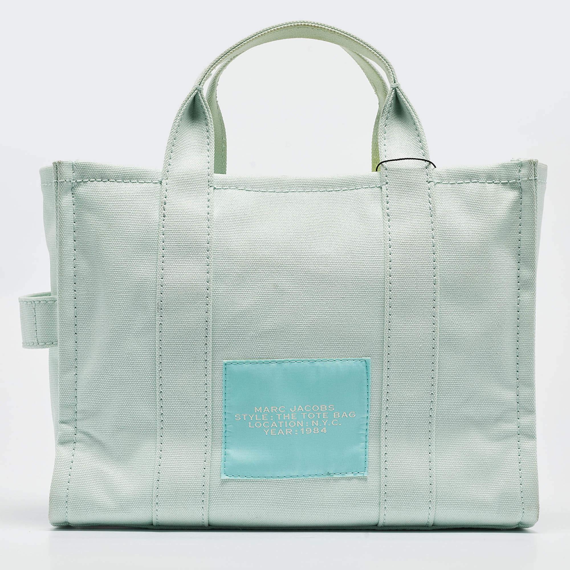 Marc Jacobs Bolso Tote Mediano de Lona Verde Menta/Negro en Excelente estado para la venta en Dubai, Al Qouz 2