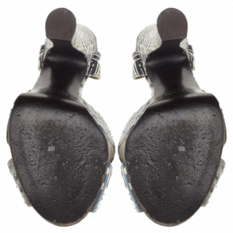 Marc Jacobs Sandali con cinturino alla caviglia in pelle di pitone multicolore misura 35,5 In condizioni buone in vendita a Dubai, Al Qouz 2