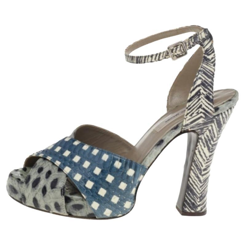 Marc Jacobs Sandalias con correa en el tobillo de piel de pitón multicolor Talla 35.5