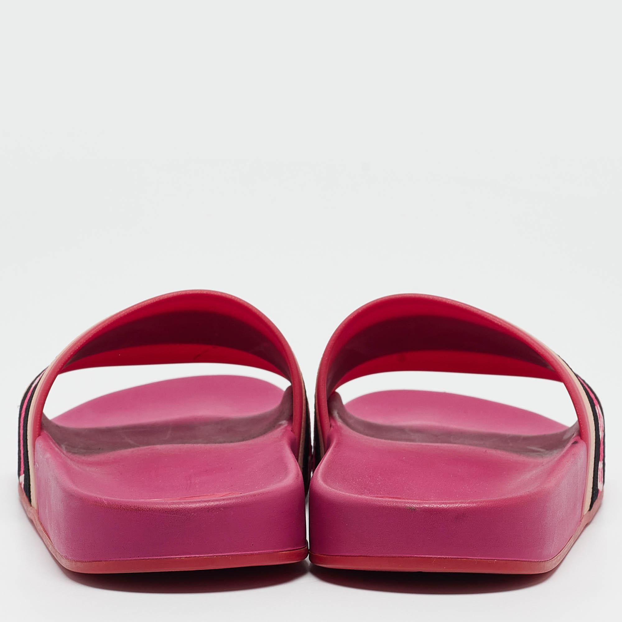 Marc Jacobs - Chausssures plates en caoutchouc multicolore, taille 39 Pour femmes en vente