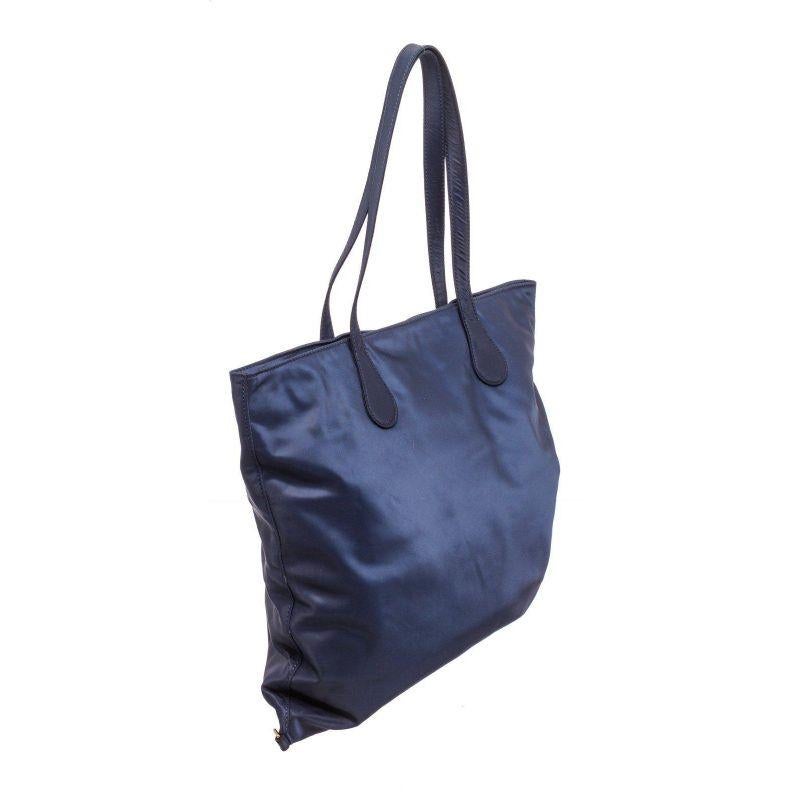 Marc Jacobs Marineblaue Nylon-Wingman Shopper-Tasche, zwei flache Griffe (Schwarz) im Angebot