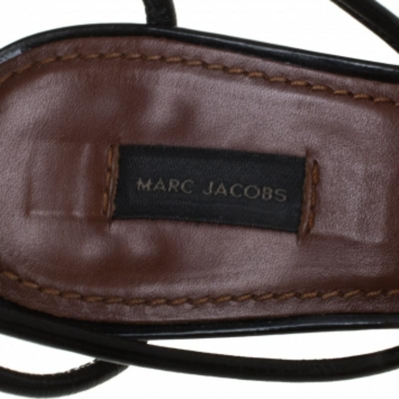 Marc Jacobs Patent Leather Ankle Strap Platform Slingback Sandals Size 38.5 For Sale 2