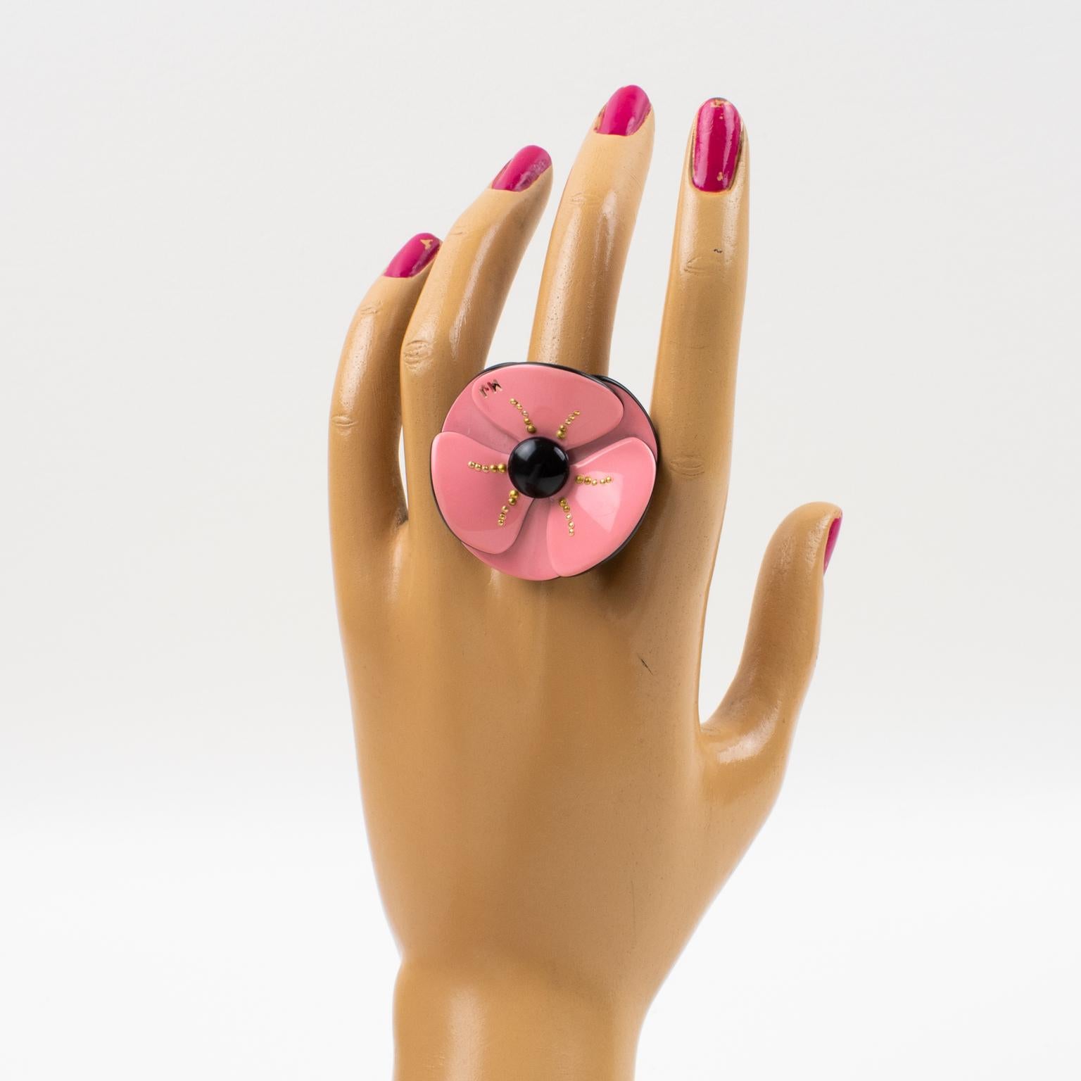 Women's or Men's Marc Jacobs Pink and Black Poppy Flower Resin Fashion Ring size 5.5 For Sale