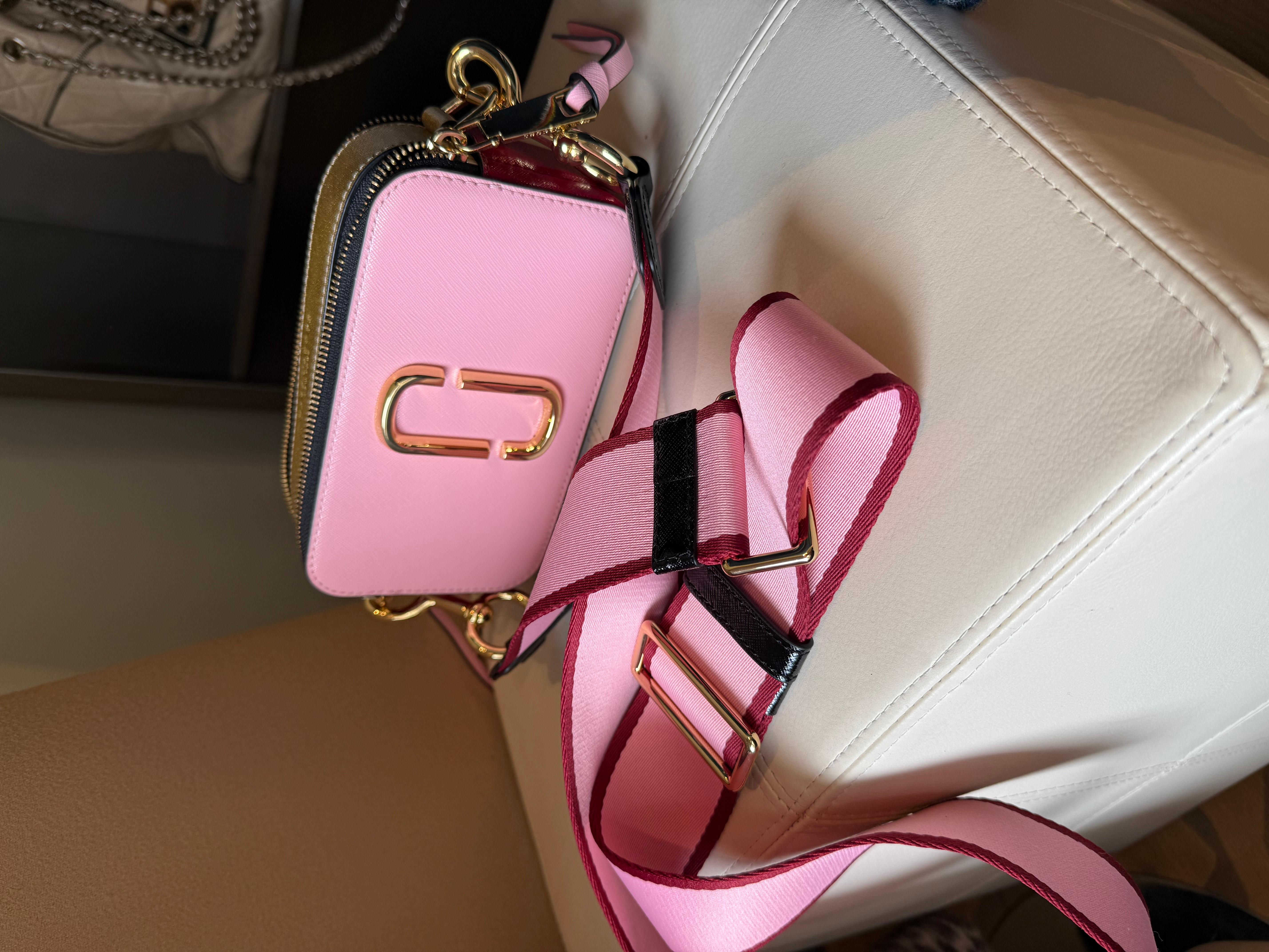 Marc Jacobs Rosa Leder Crossbody Pochette im Angebot 5