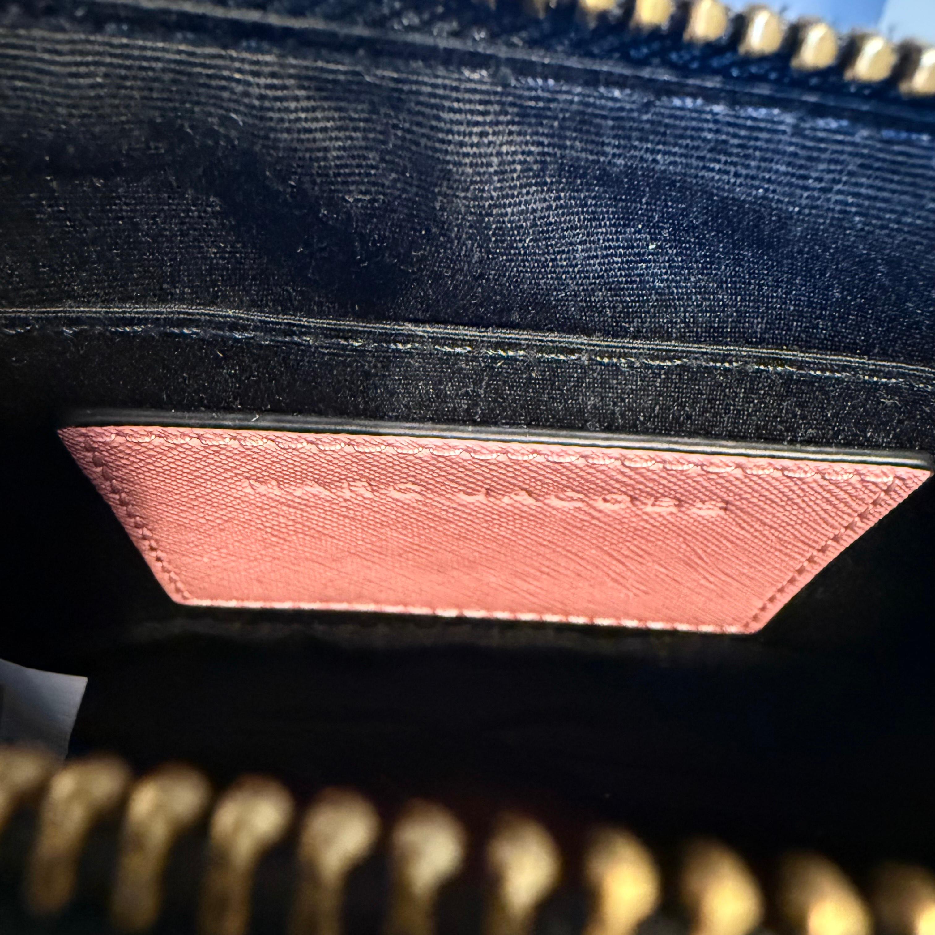 Marc Jacobs Rosa Leder Crossbody Pochette im Angebot 3