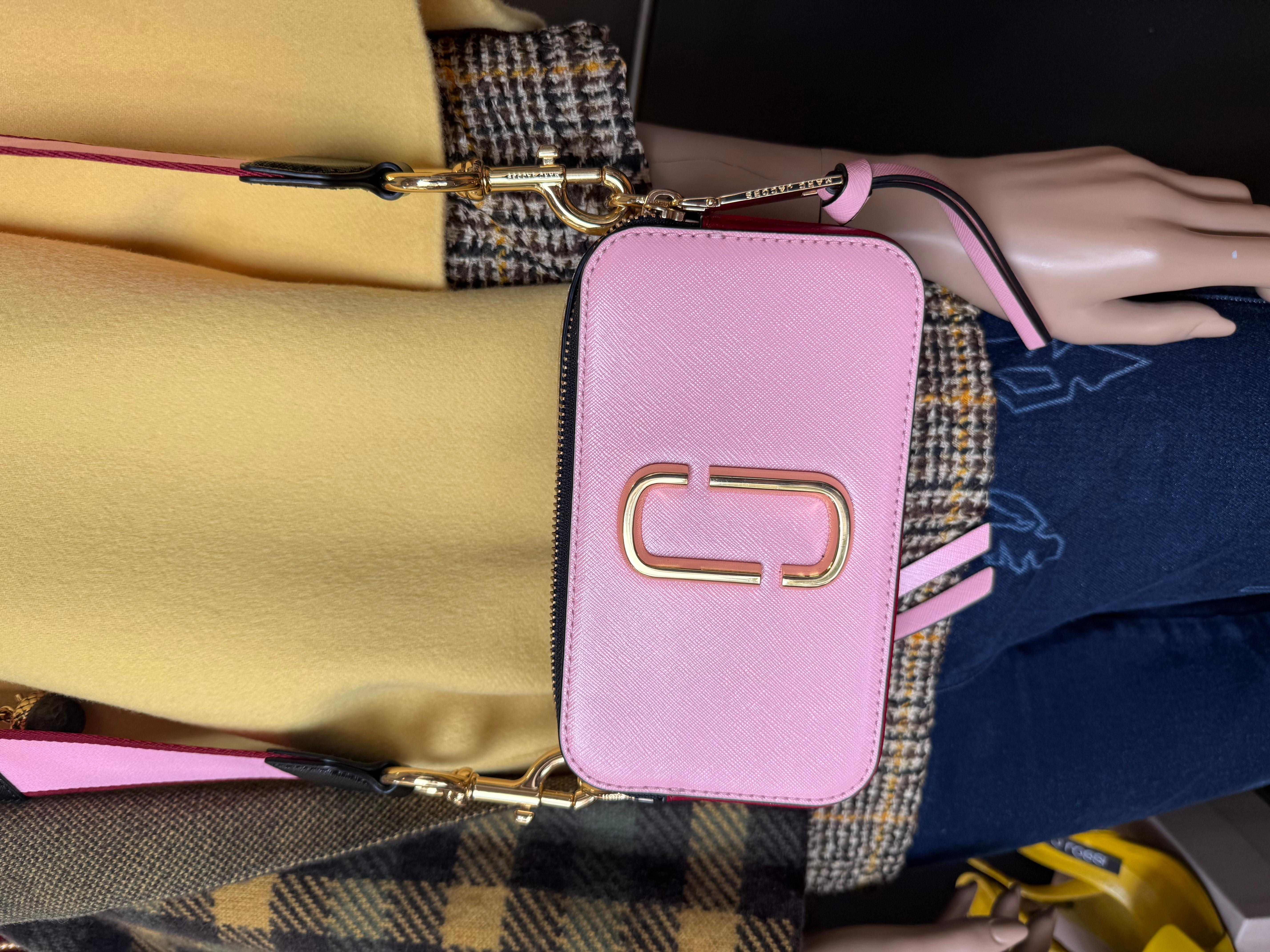 Marc Jacobs Rosa Leder Crossbody Pochette im Angebot 4