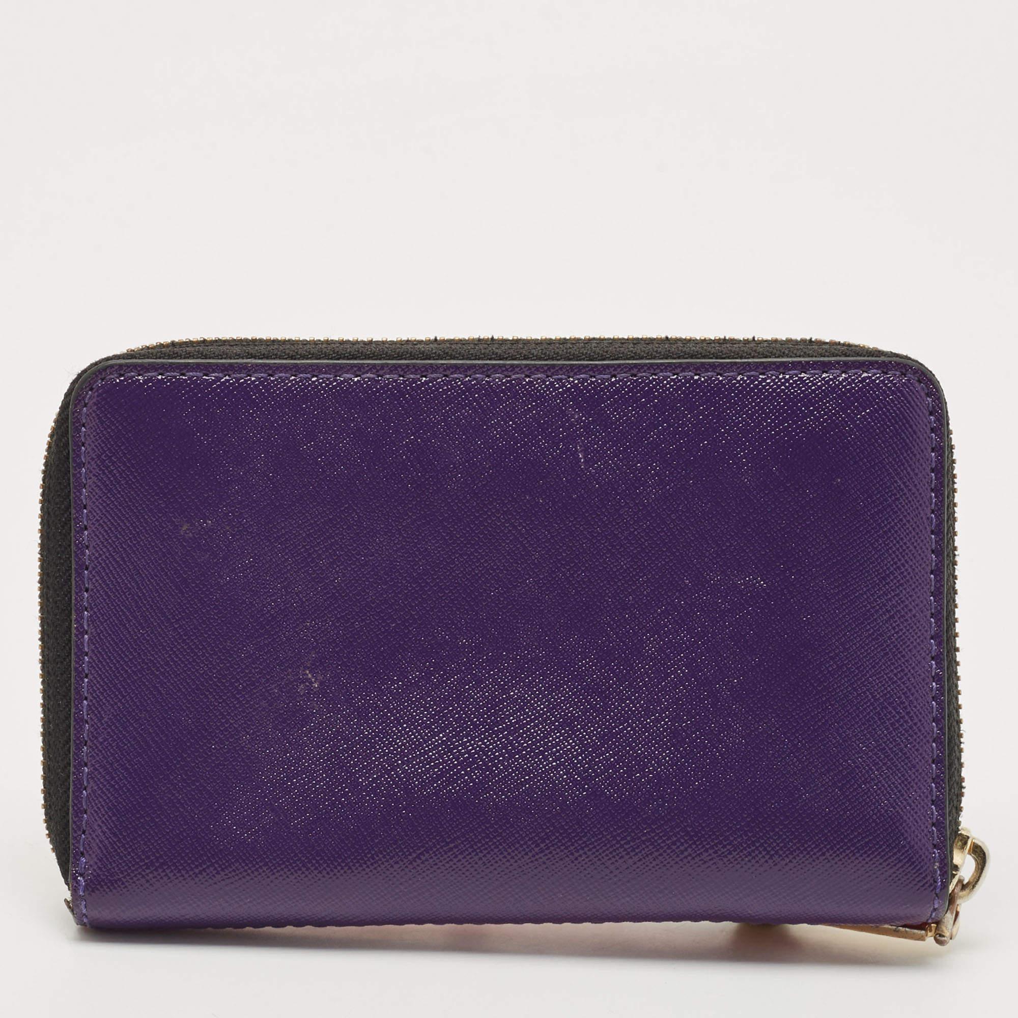 Women's Marc Jacobs Pink/Purple Saffiano Leather Snapshot Compact Wallet For Sale