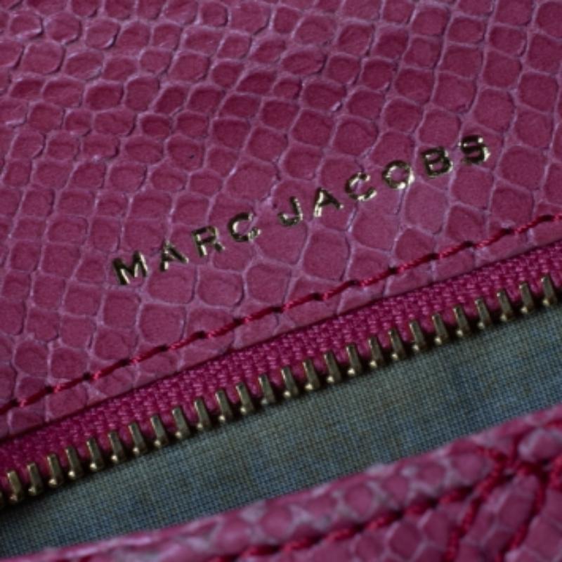 Marc Jacobs Pink Studded Leather Eugenie Clutch Rosa en venta