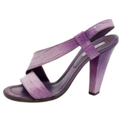 Marc Jacobs Sandalias de piel de cocodrilo en relieve moradas tamaño 39