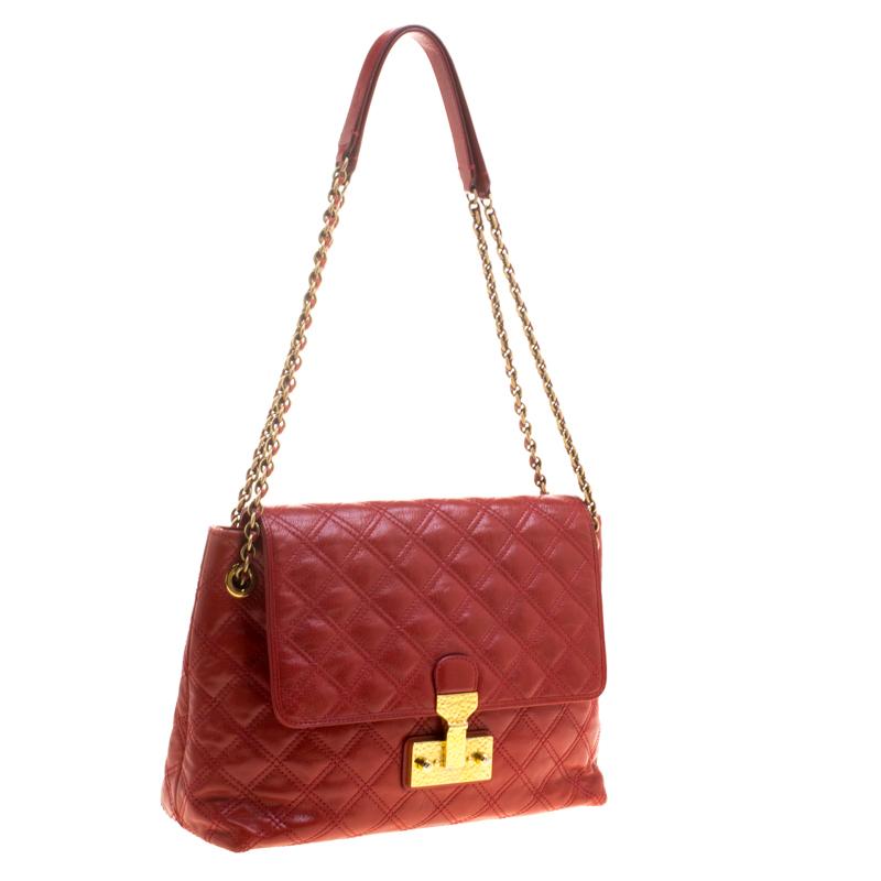Marc Jacobs Red Quilted Leather Baroque Shoulder Bag In Good Condition In Dubai, Al Qouz 2