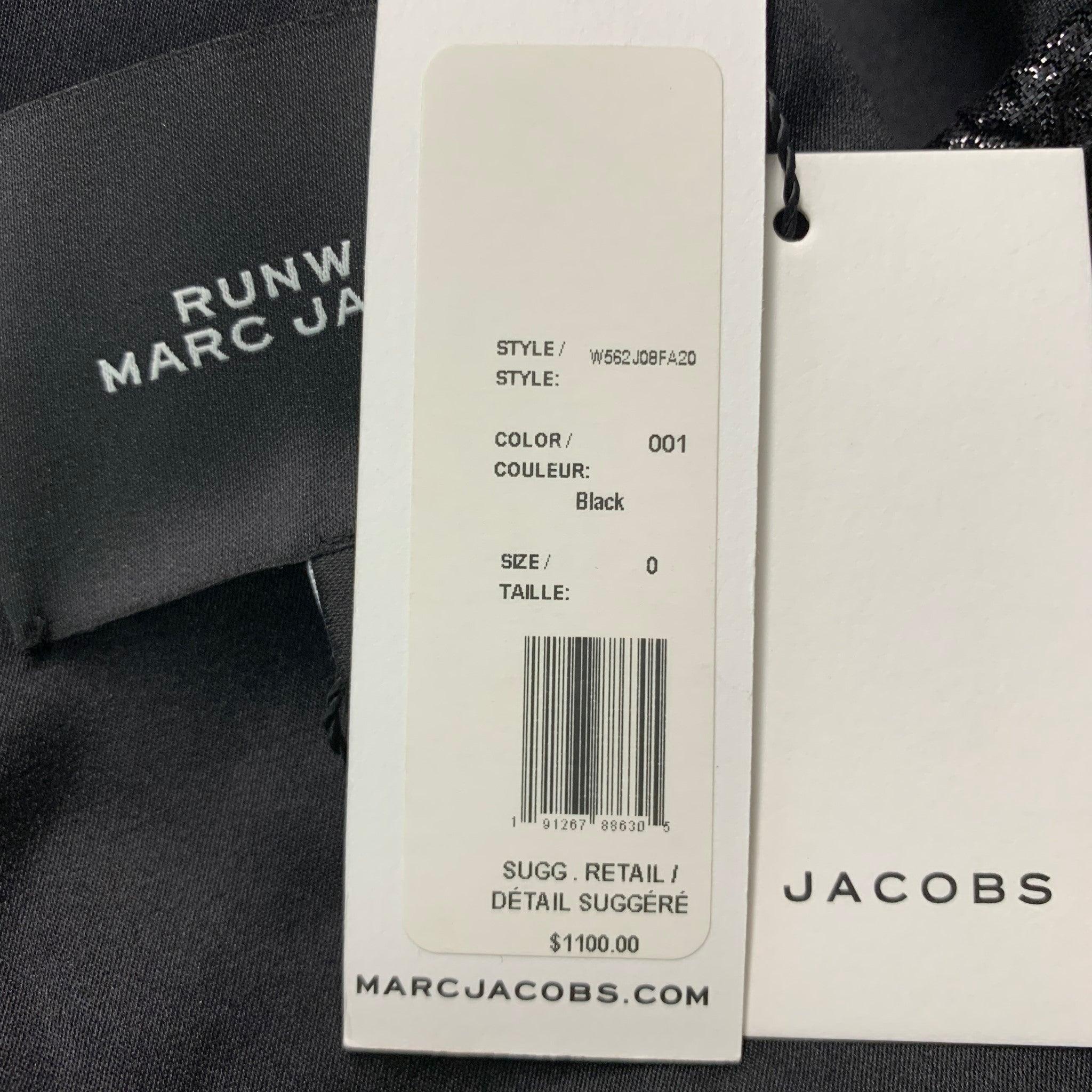 MARC JACOBS Size 0 Black Polyester Blend Textured Shift Dress For Sale 2