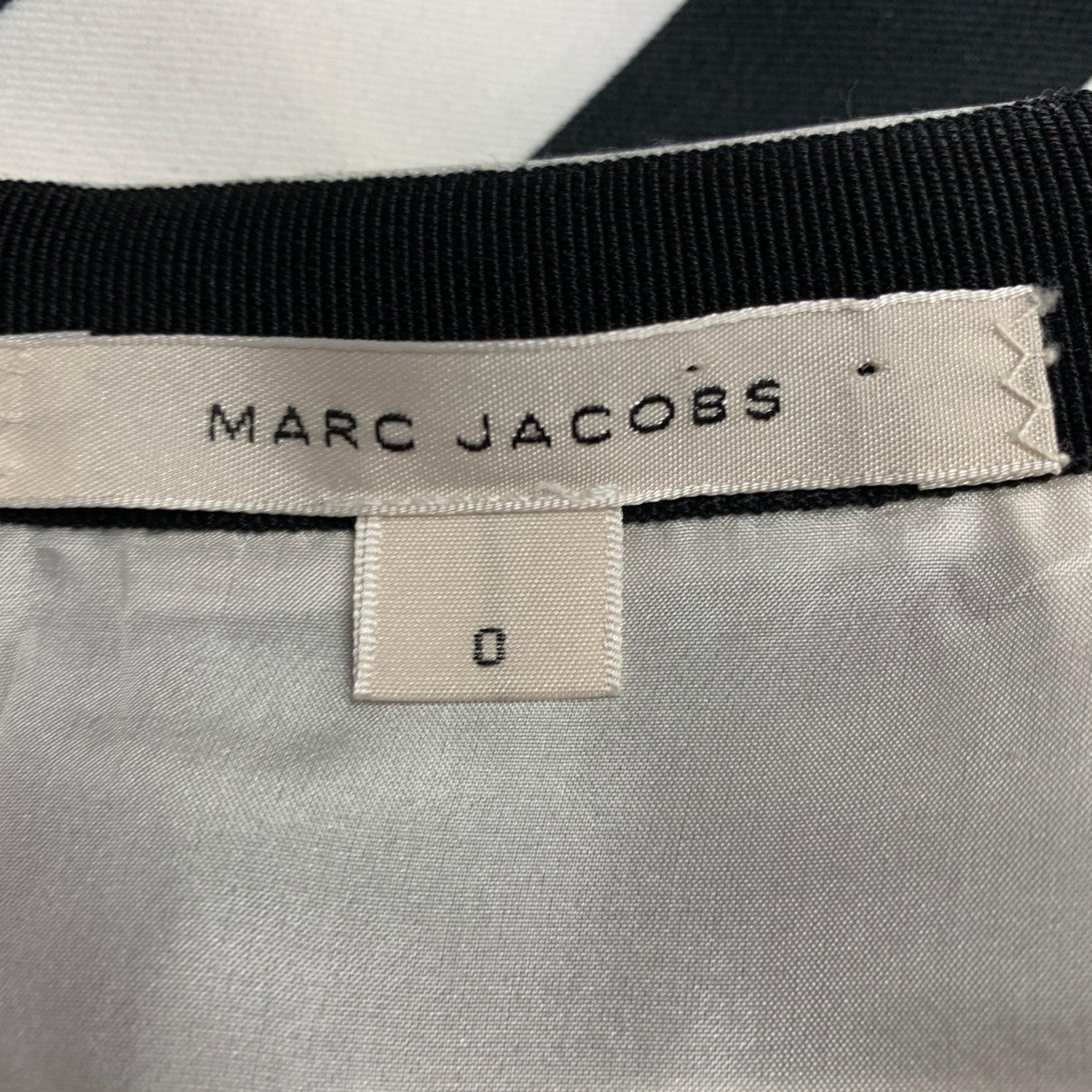 MARC JACOBS Taille 0 Jupe évasée à rayures en polyester noir et blanc Bon état - En vente à San Francisco, CA