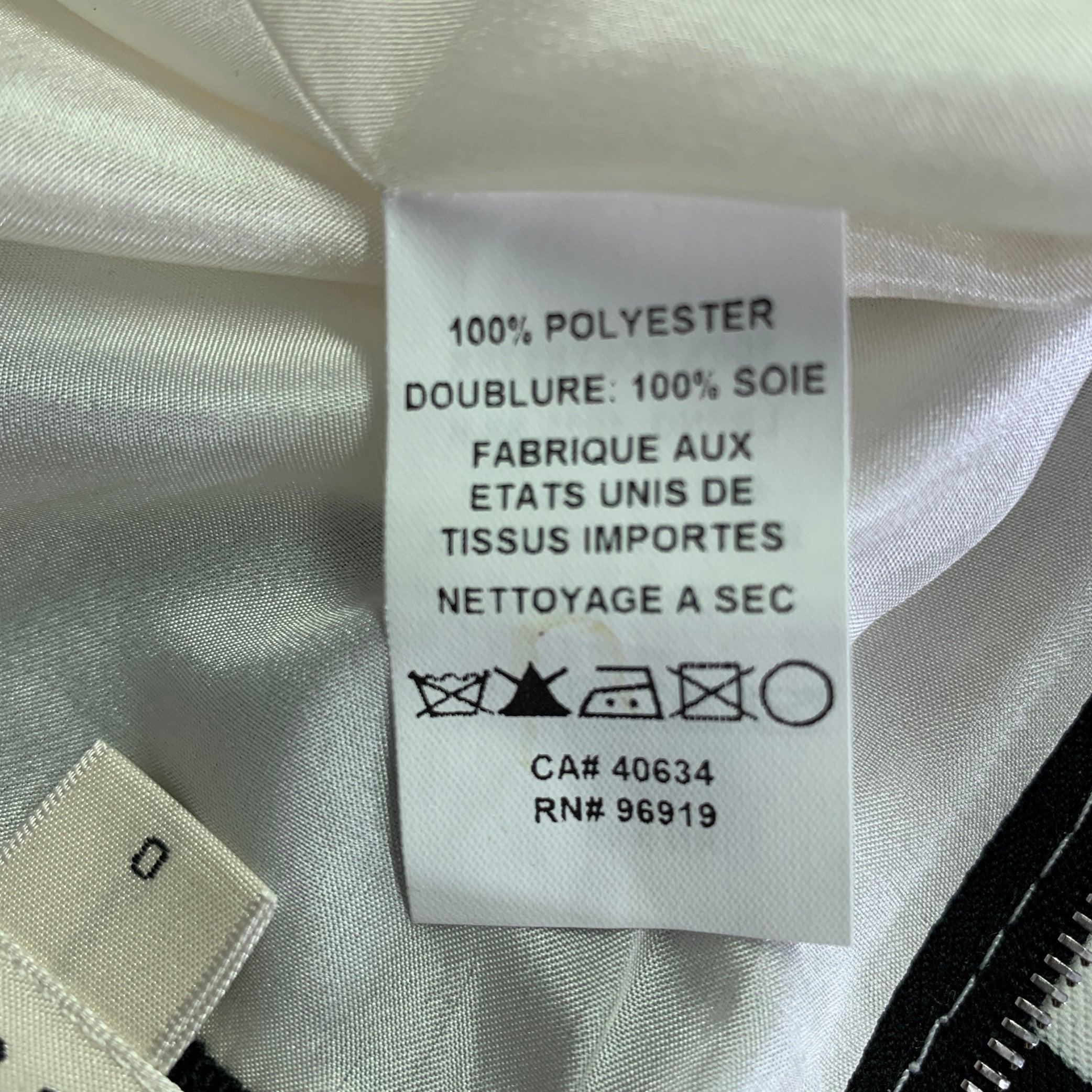 MARC JACOBS Taille 0 Jupe évasée à rayures en polyester noir et blanc en vente 1