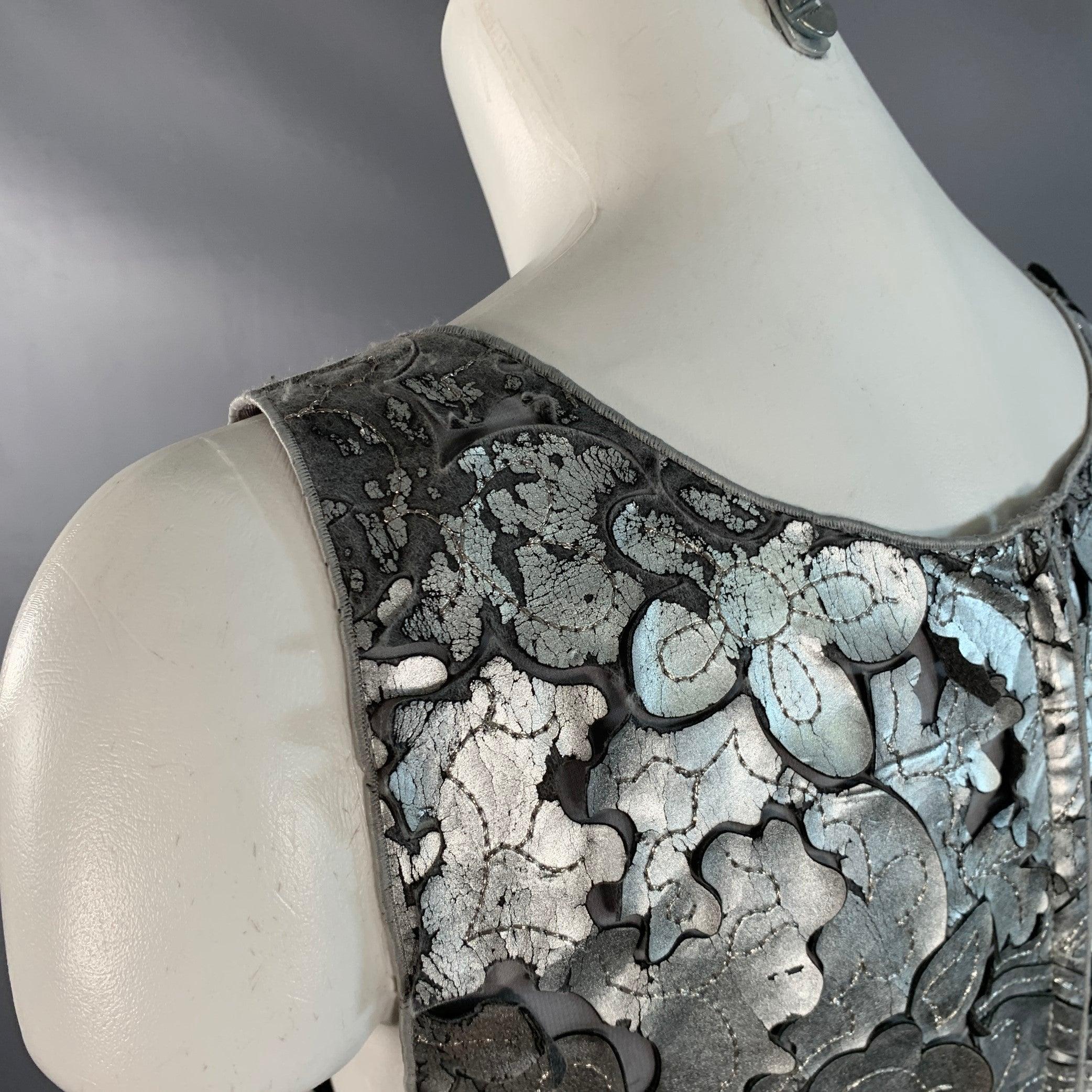 MARC JACOBS Taglia 0 Argento Grigio Pelle Floreale Tagliato Top Abito Senza Maniche in vendita 3