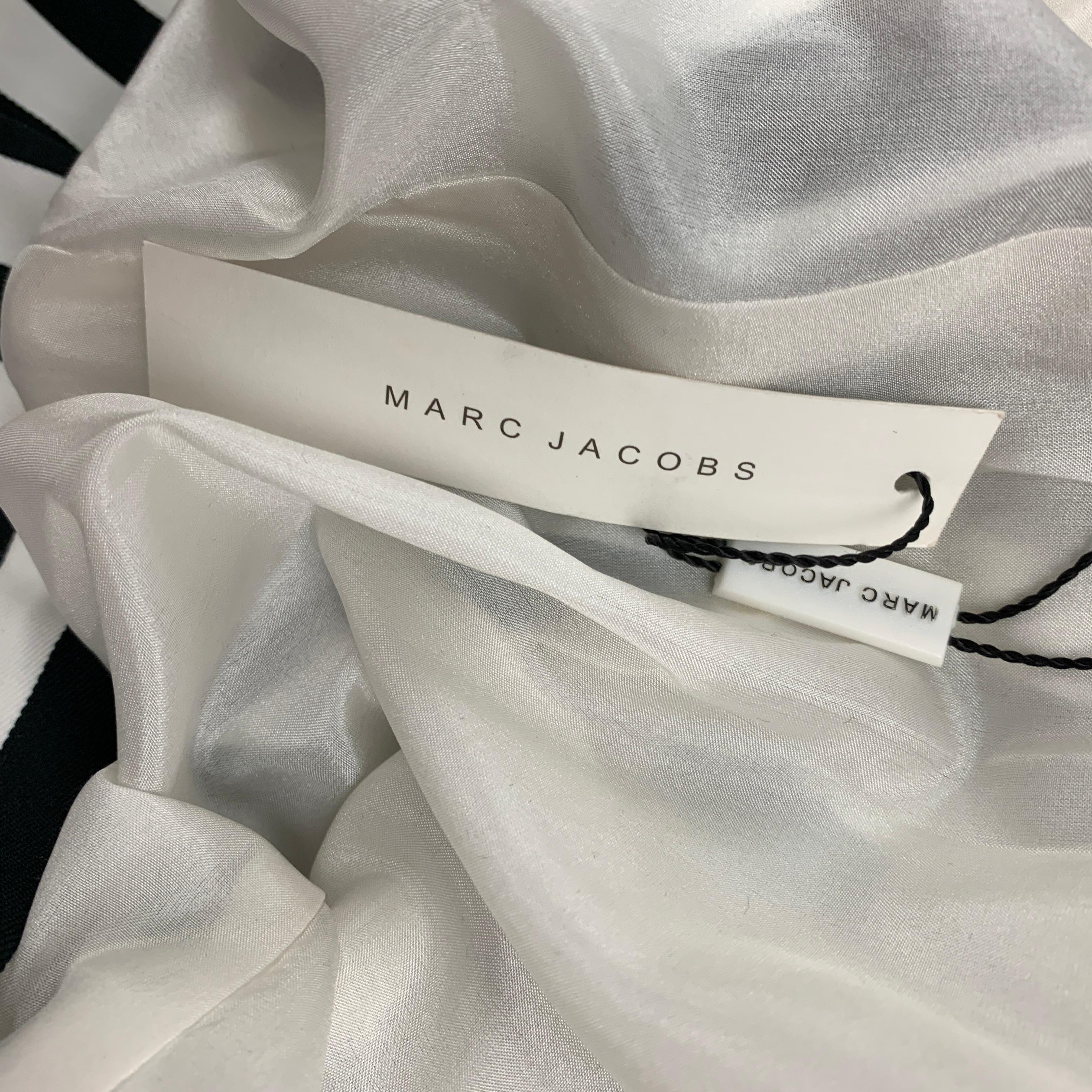 MARC JACOBS Size 12 Black White Polyester Stripe Wide Leg Dress Pants In New Condition In San Francisco, CA