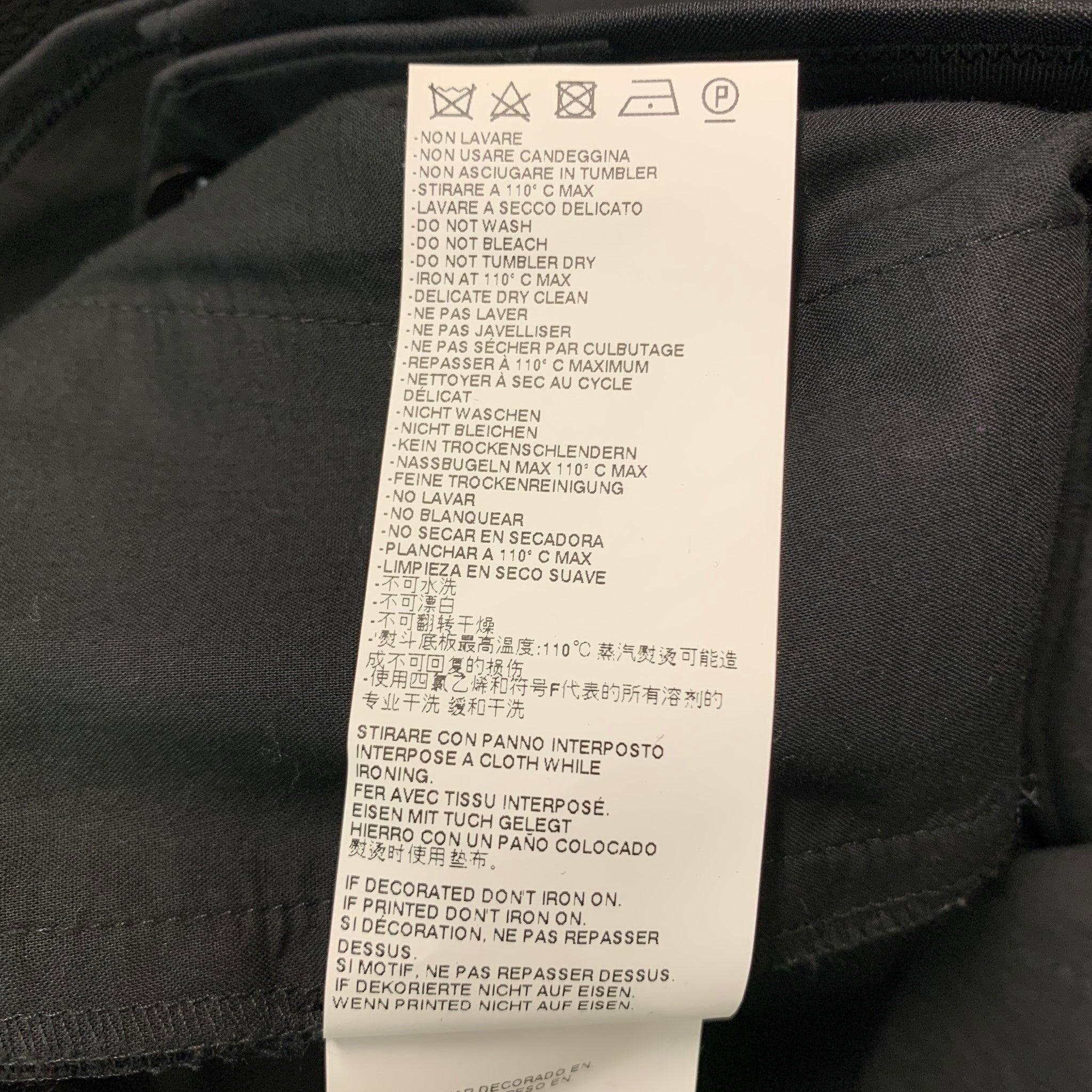 MARC JACOBS Taille 32 Pantalon de smoking noir en laine mélangée en vente 1