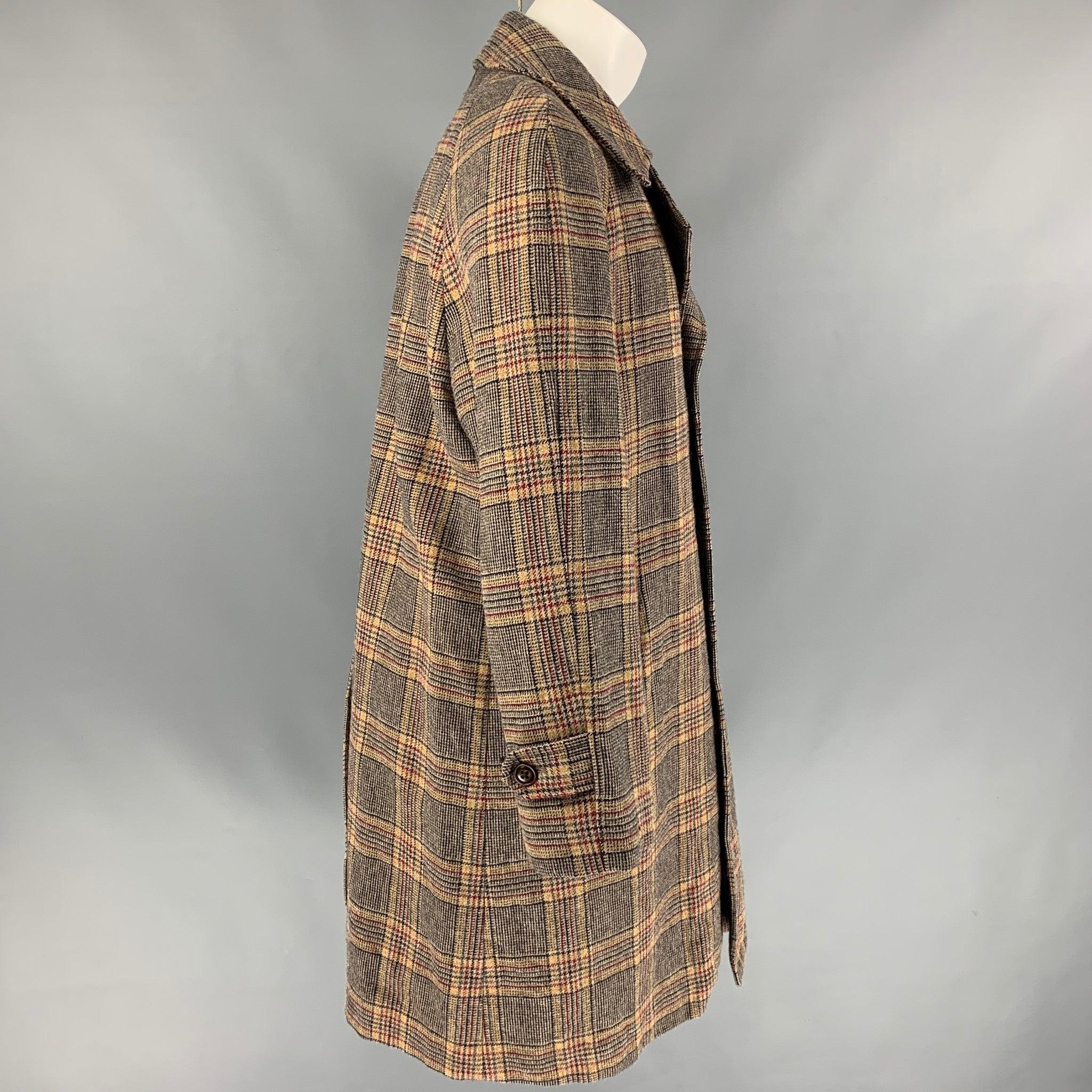 MARC JACOBS Size 38 Tan Plaid Wool Buttoned Coat In Good Condition For Sale In San Francisco, CA