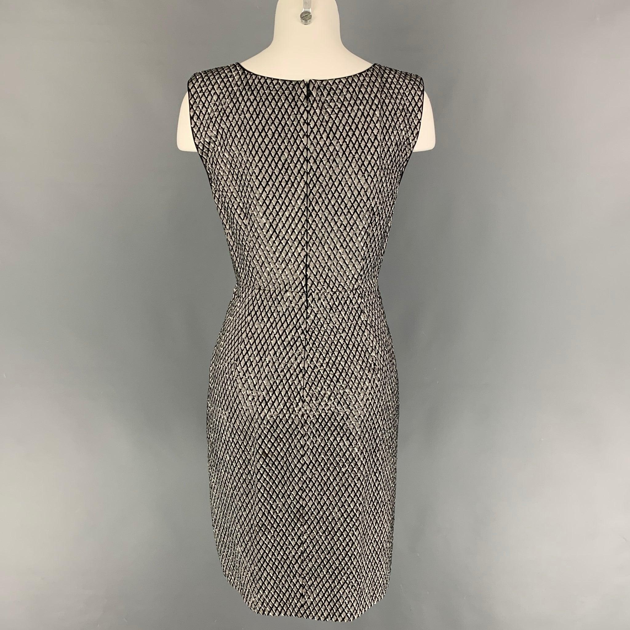 MARC JACOBS Size 4 Gray Black Silk Sequined Shift Dress In Good Condition For Sale In San Francisco, CA