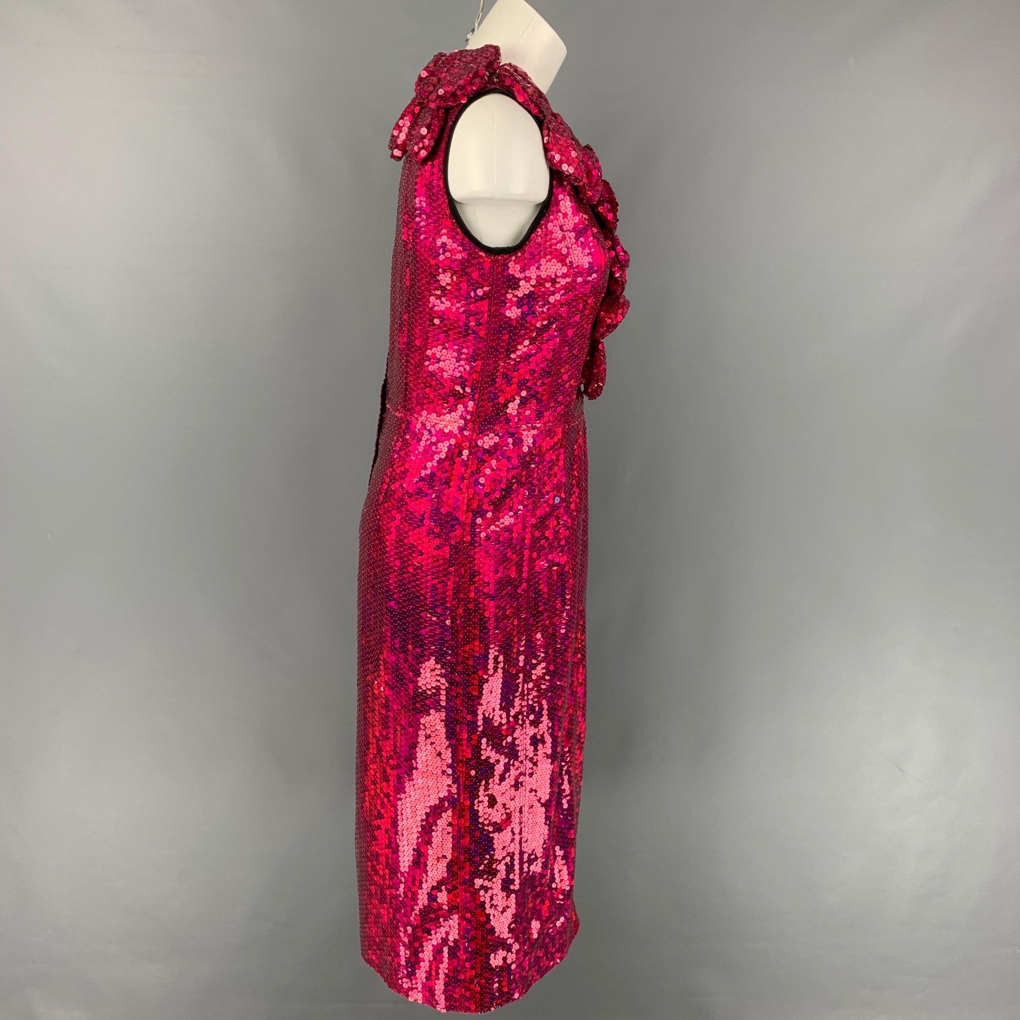 MARC JACOBS Size 4 Red Purple Polyester Sequined Shift Dress In Good Condition For Sale In San Francisco, CA