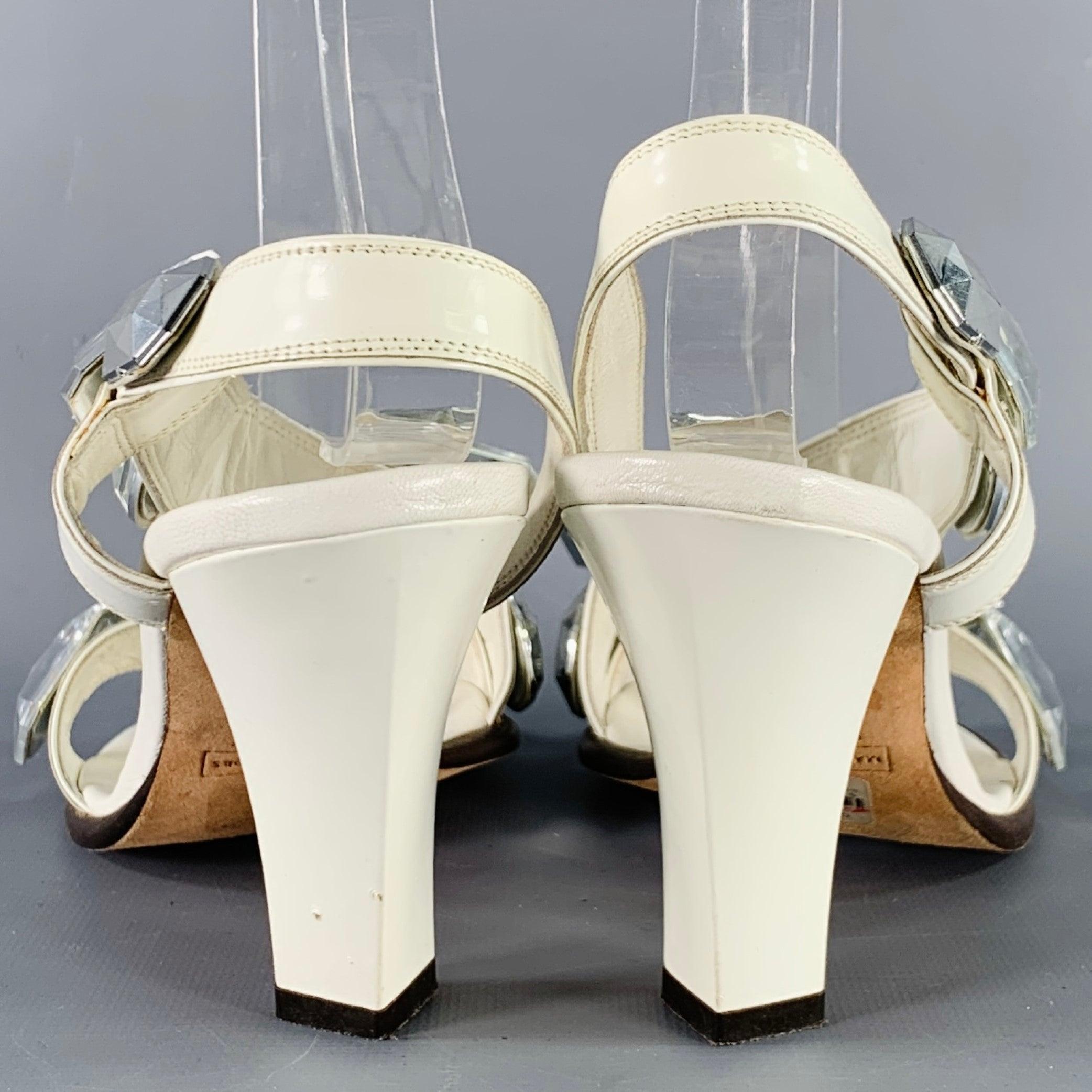 MARC JACOBS Sandalias de tiras de cuero plateado blanco talla 6,5 Gris