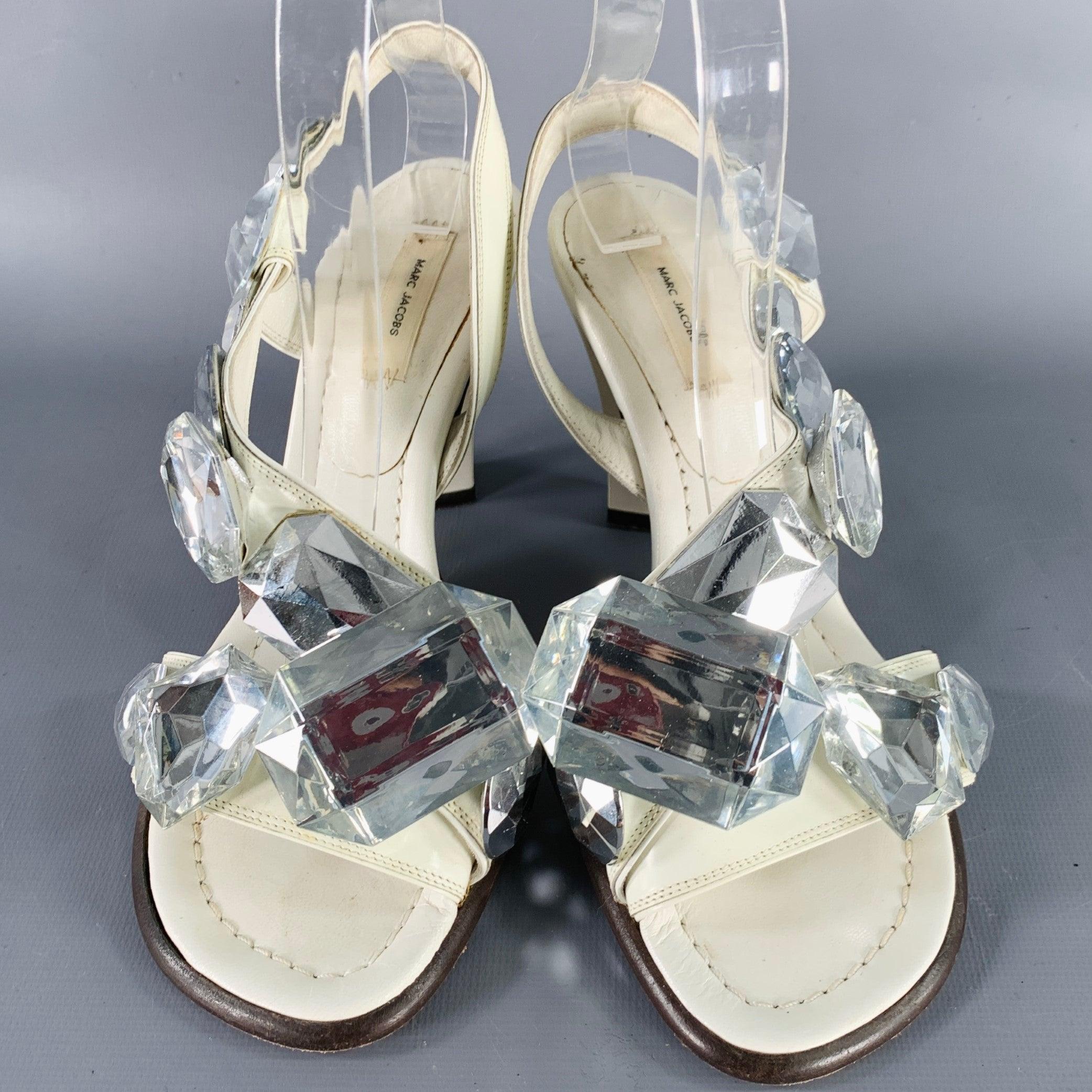 MARC JACOBS Sandalias de tiras de cuero plateado blanco talla 6,5 en Bueno Estado en San Francisco, CA