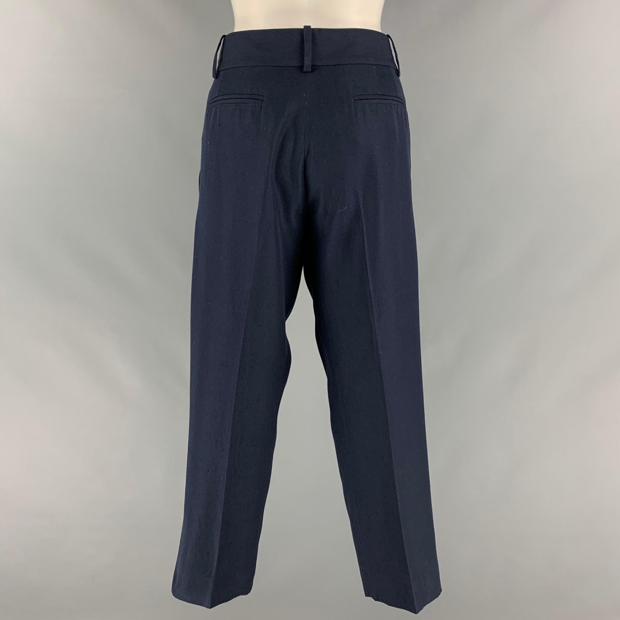 MARC JACOBS Size 8 Navy Silk Cropped Dress Pants In Good Condition For Sale In San Francisco, CA