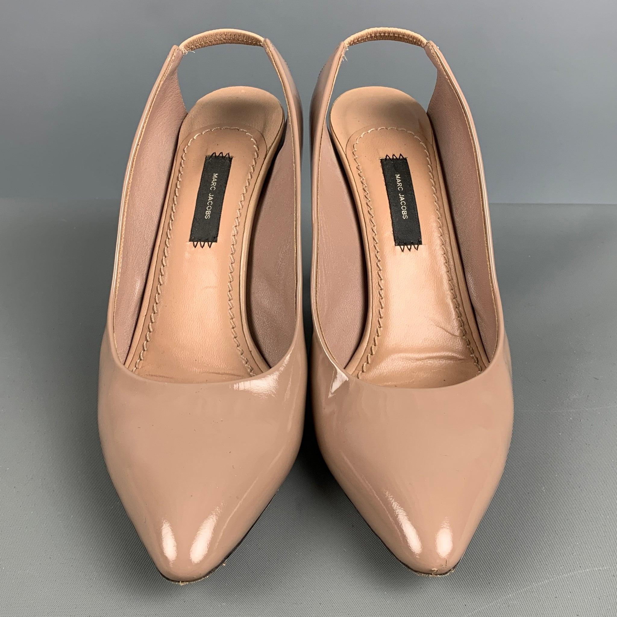 MARC JACOBS Size 8 Taupe Patent Leather Slingback Pumps In Good Condition For Sale In San Francisco, CA