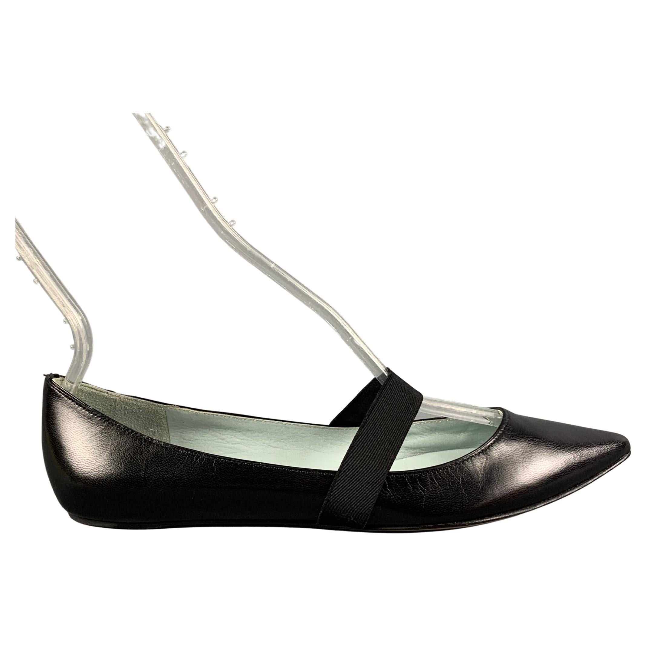 MARC JACOBS Size 8.5 Black Leather Mary Jane Flats For Sale at 1stDibs