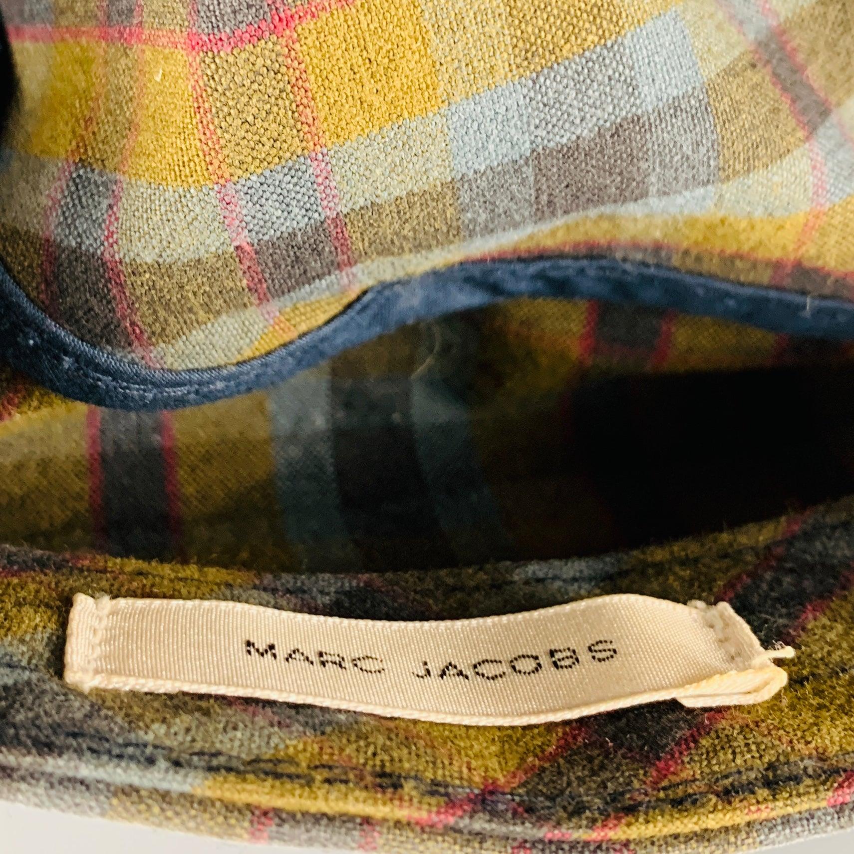 MARC JACOBS Size One Size Grey Green Plaid Cotton Hat For Sale 2