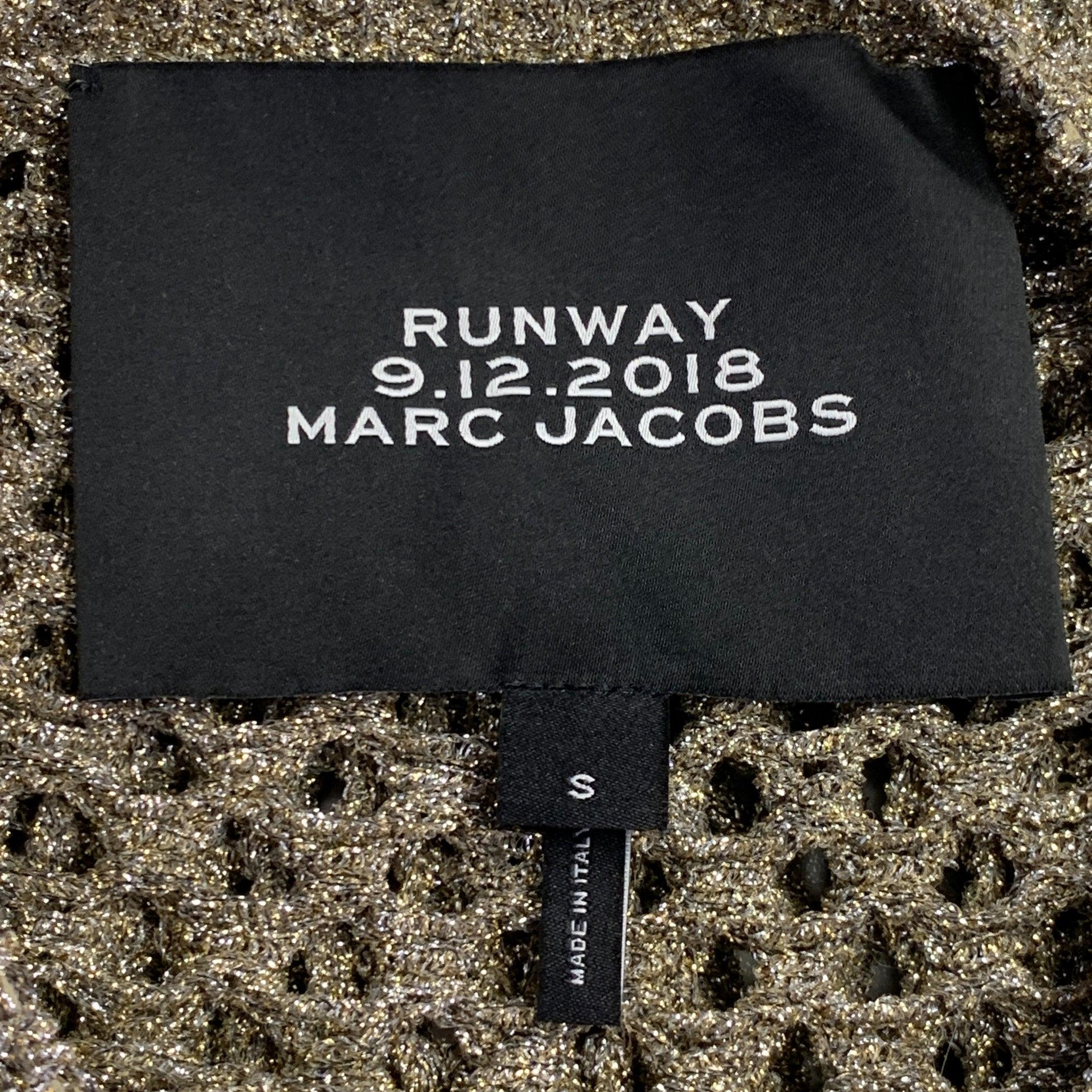 MARC JACOBS Taille S Pull à col ras du cou en nylon métallisé doré Pour femmes en vente