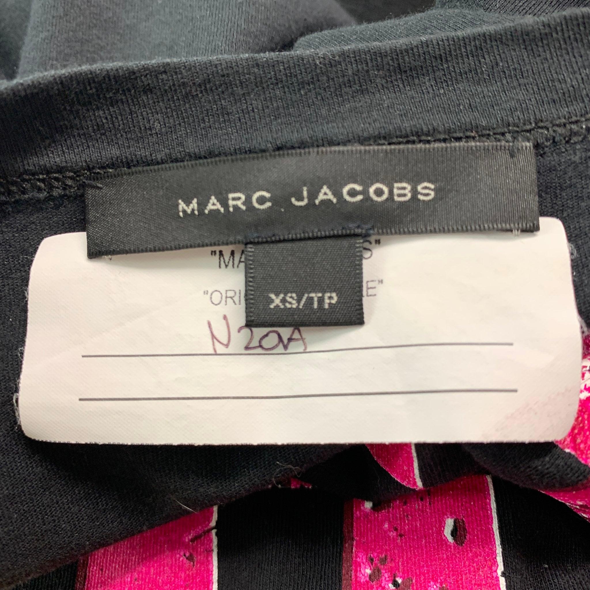 MARC JACOBS Size XS Black Pink Checkered Cotton Crew-Neck T-shirt For Sale 1