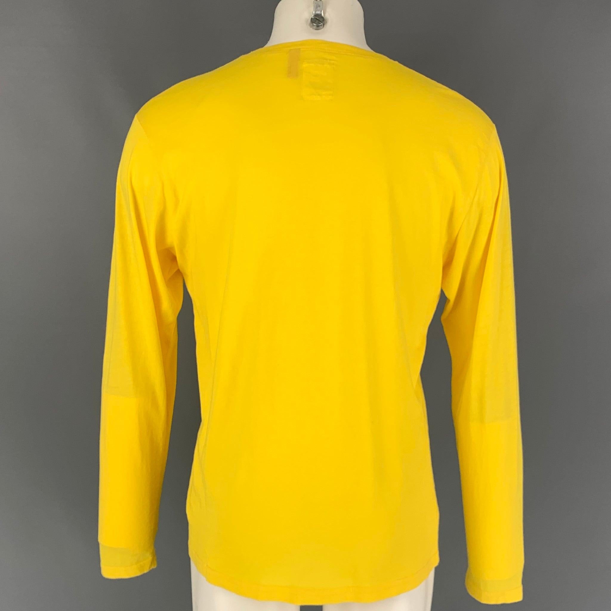 MARC JACOBS T-shirt à manches longues en coton jaune « Stinky Rat », taille L Bon état - En vente à San Francisco, CA