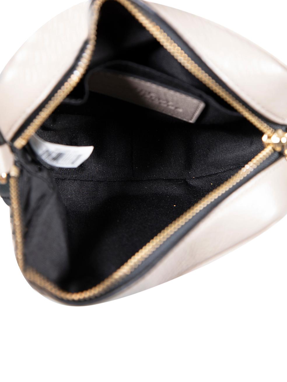 Marc Jacobs Taupe Leder The Softshot 17 Umhängetasche im Angebot 1