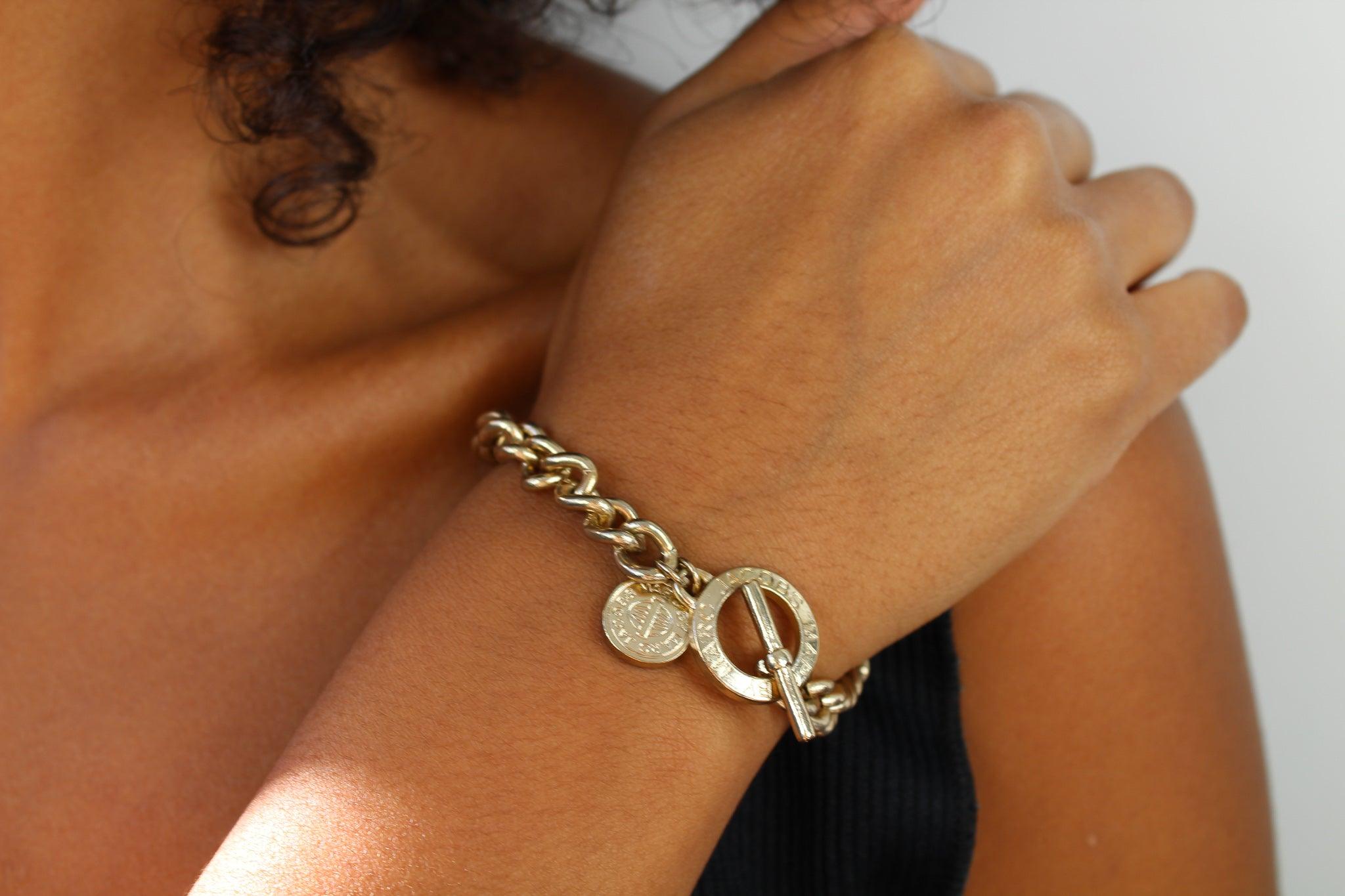 marc jacobs medallion bracelet