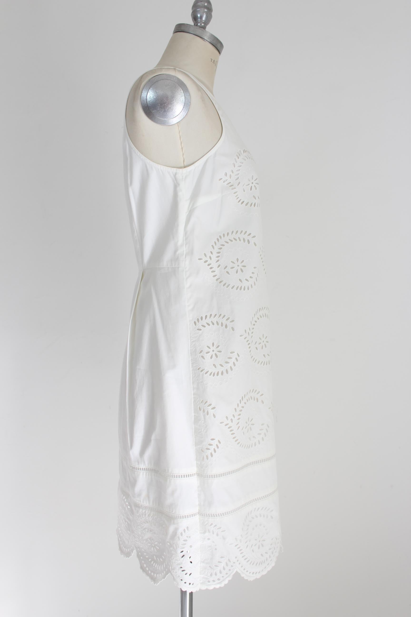 Marc Jacobs Weißes Baumwollspitze-Sommerkleid in Marshmallow A-Linie mit Blumenmuster  (Grau) im Angebot
