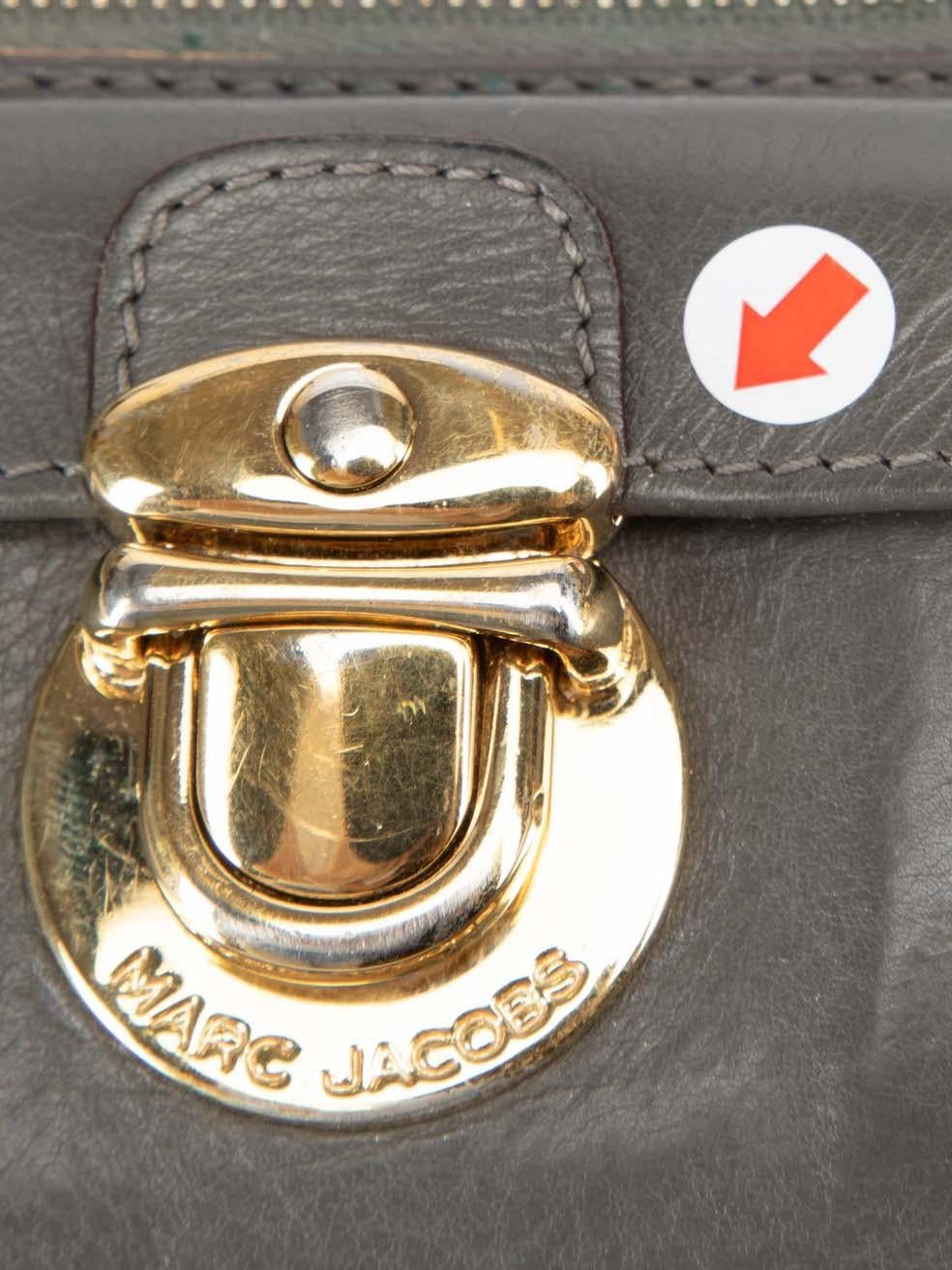 Marc Jacobs - Portefeuille en cuir gris vintage pour femme en vente 2