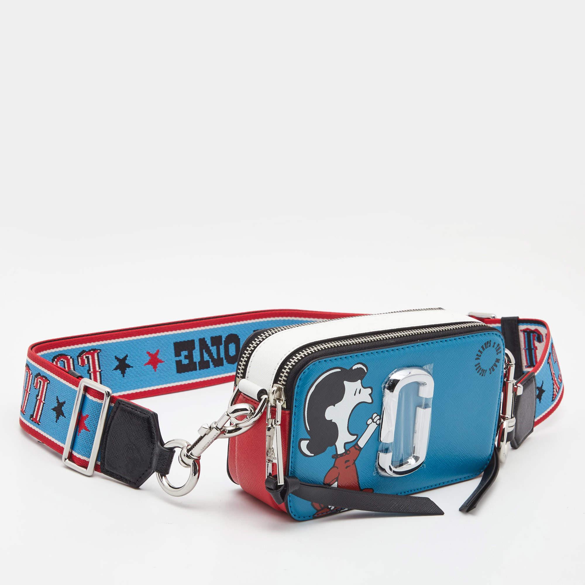 Marc Jacobs x Peanuts Multicolor Leather Snapshot Snoopy Camera Bag In Excellent Condition In Dubai, Al Qouz 2