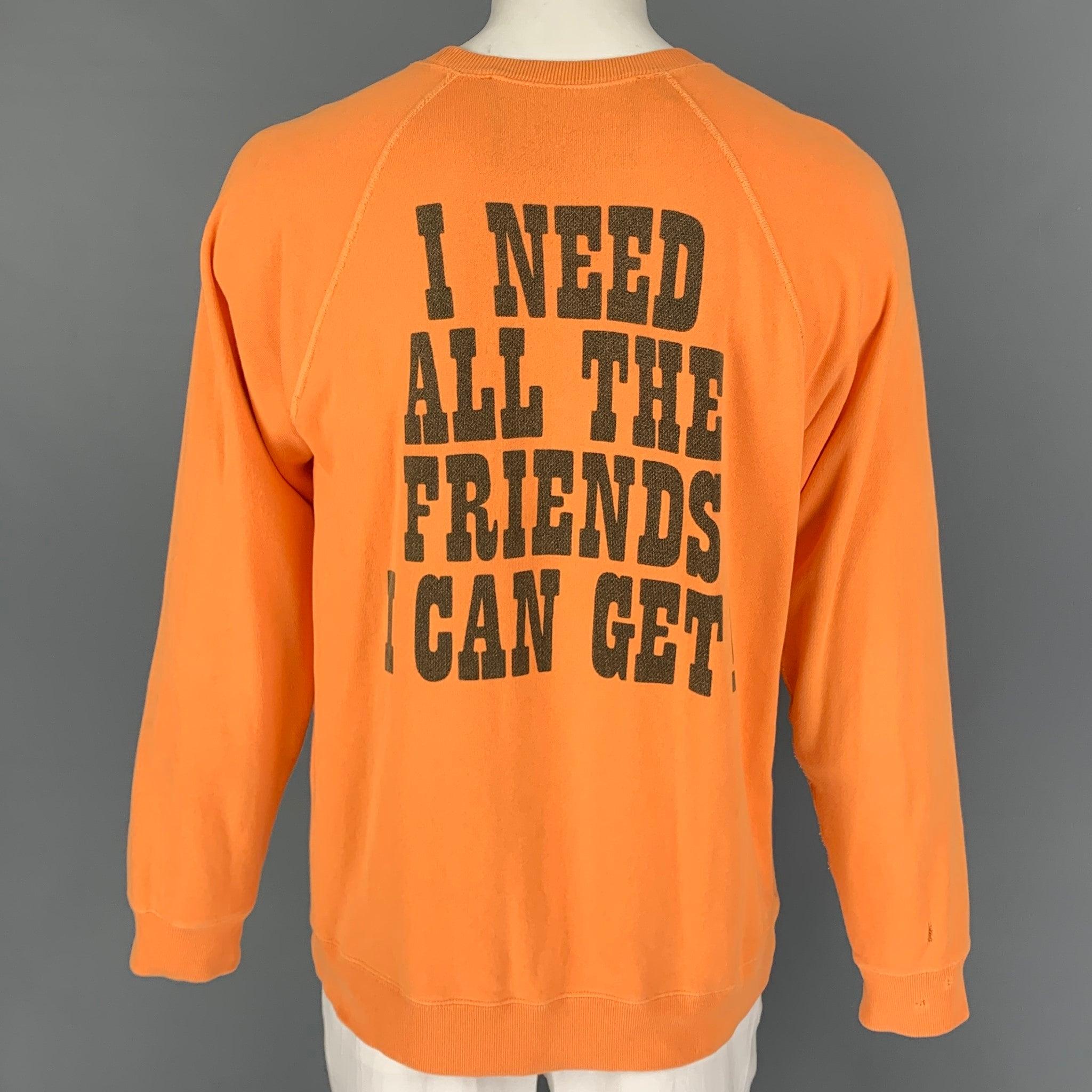 MARC JACOBS x PEANUTS sweatshirt comes in a orange & black cotton featuring a front & back graphic design, distresses details, raglan sleeves, and a crew-neck.
Very Good
Pre-Owned Condition. 

Marked:   L  

Measurements: 
 
Shoulder: 17 inches