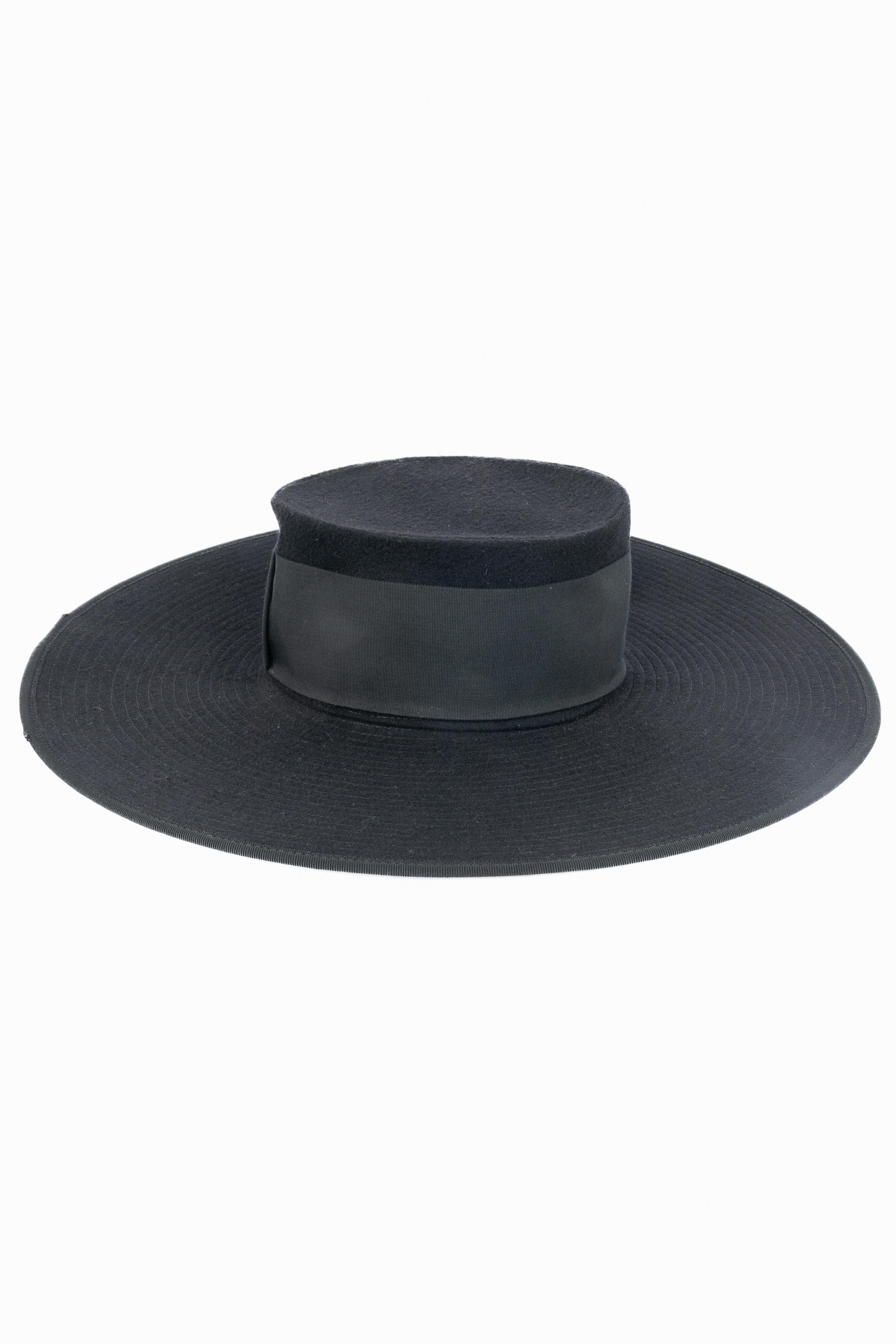Marc Jacobs x Steven Jones two-tone hat Excellent état - En vente à SAINT-OUEN-SUR-SEINE, FR