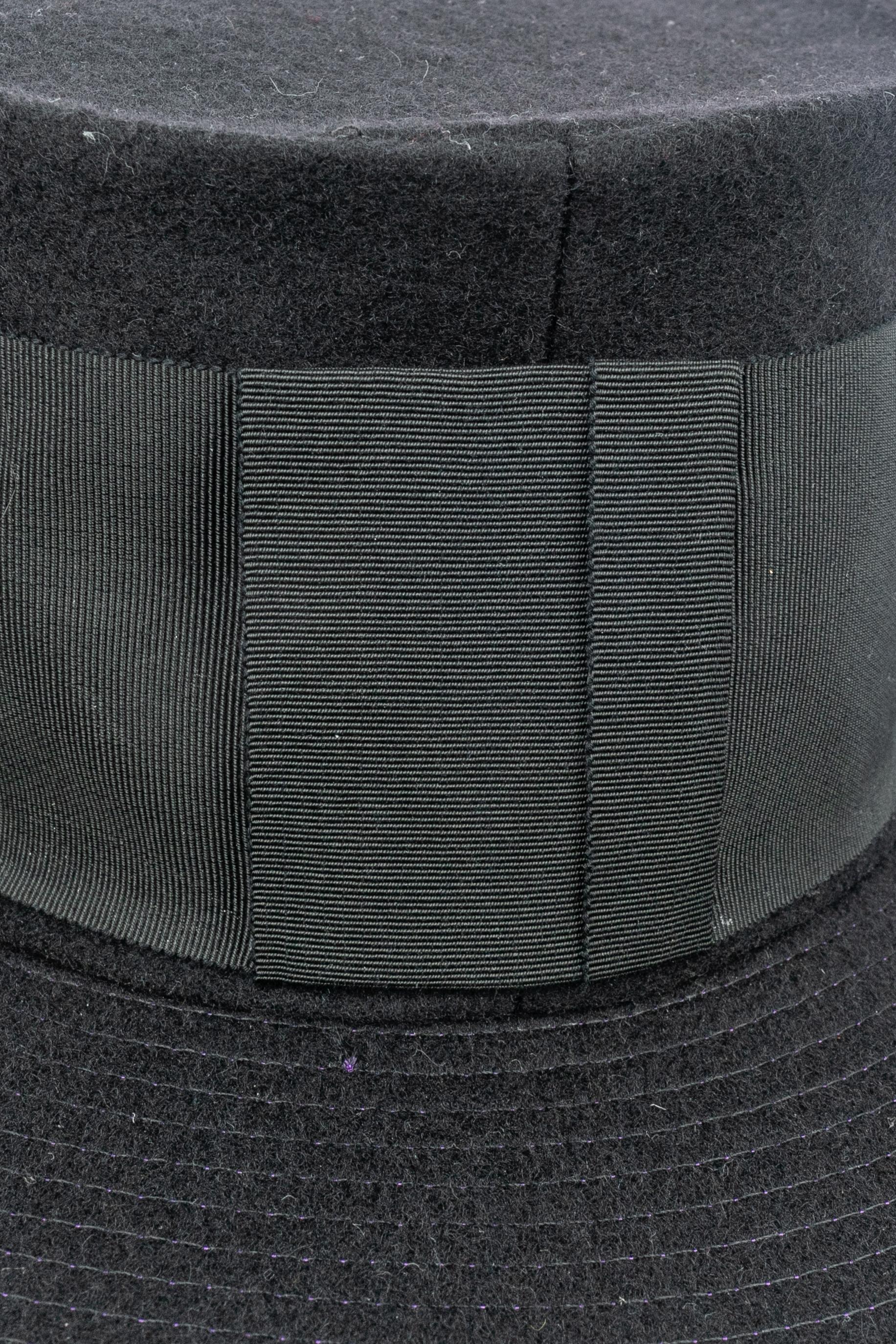 Marc Jacobs x Steven Jones two-tone hat en vente 1