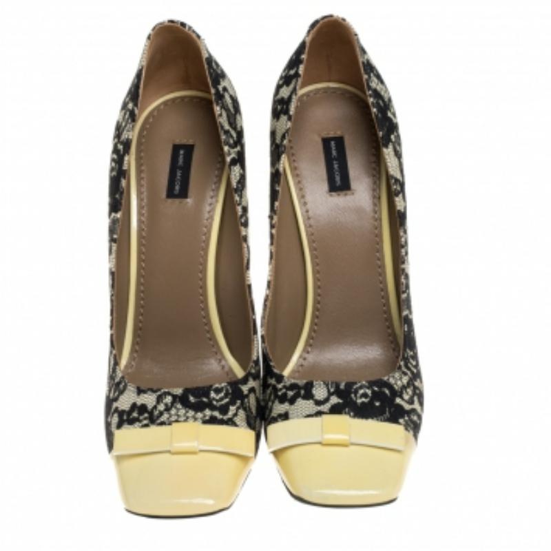Marc Jacobs Yellow/Black Lace And Patent Leather Bow Detail Pumps Size 39 For Sale 2