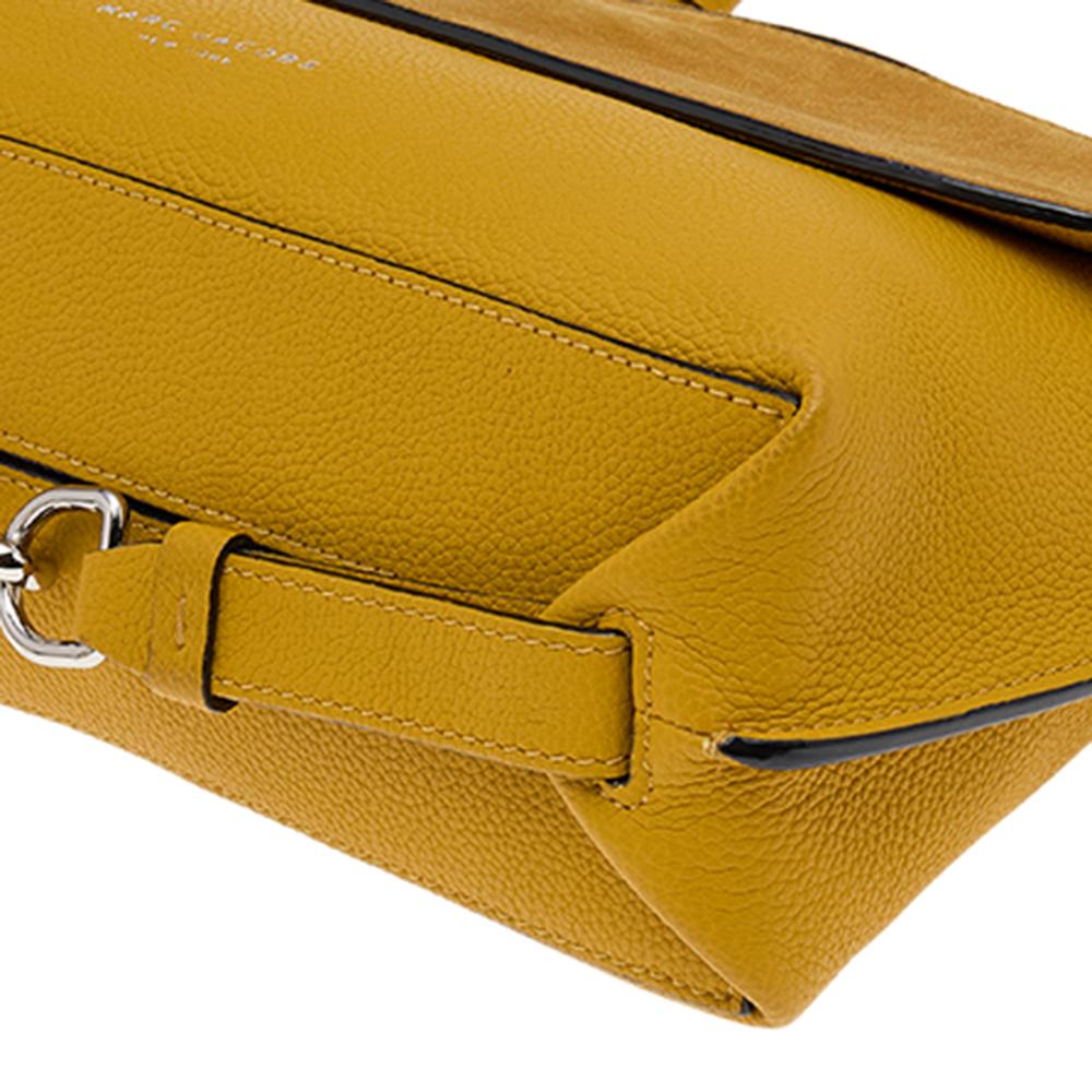Marc Jacobs Yellow Suede And Leather Waverly Top Handle Bag In Good Condition In Dubai, Al Qouz 2
