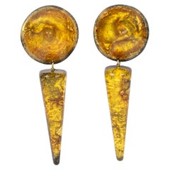 Marc Labat Paris - Boucles d'oreilles clips en résine et paillettes d'or
